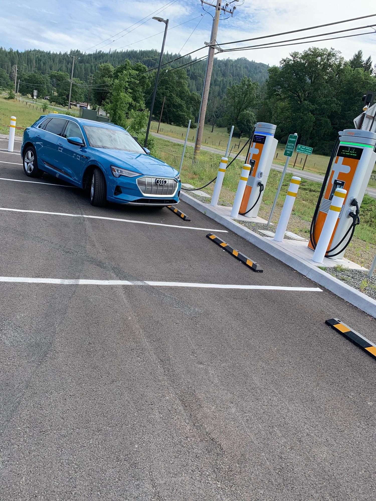 Anna's Asian Palace (2) Laytonville, CA EV Station