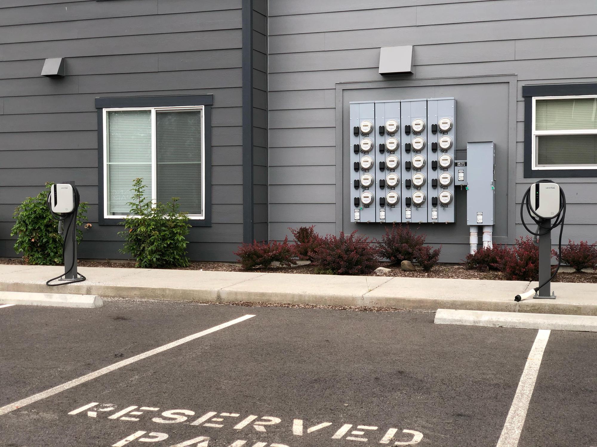 Francis Park Apartments Bellingham, WA EV Station