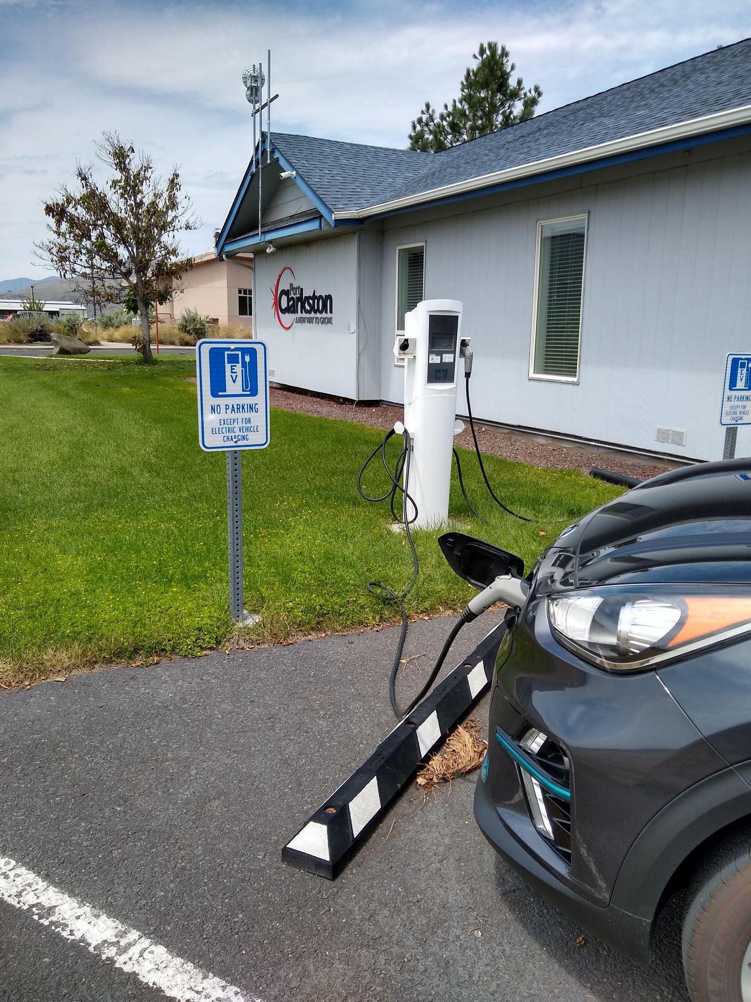 Clarkston Port Authority Clarkston, WA EV Station