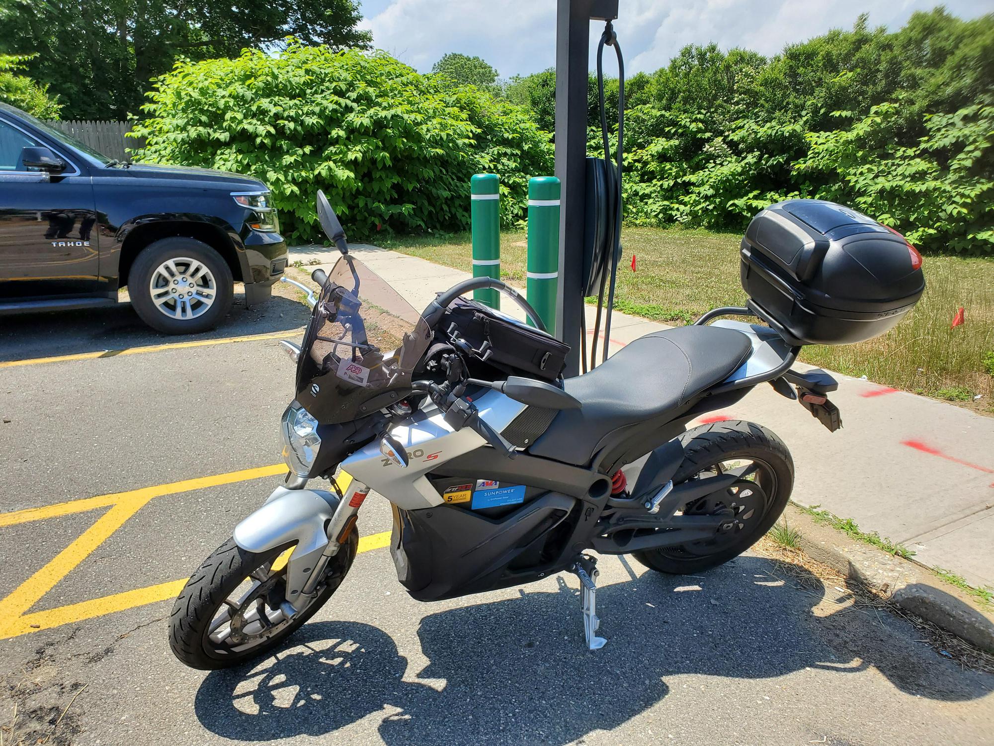 Amagansett Village Parking Lot East Hampton, NY EV Station