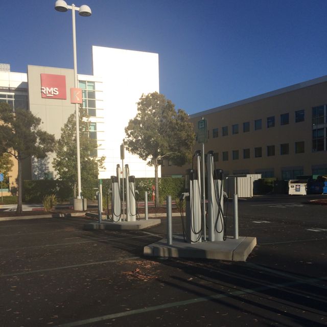 Pacific Research Center | Newark, CA | EV Station