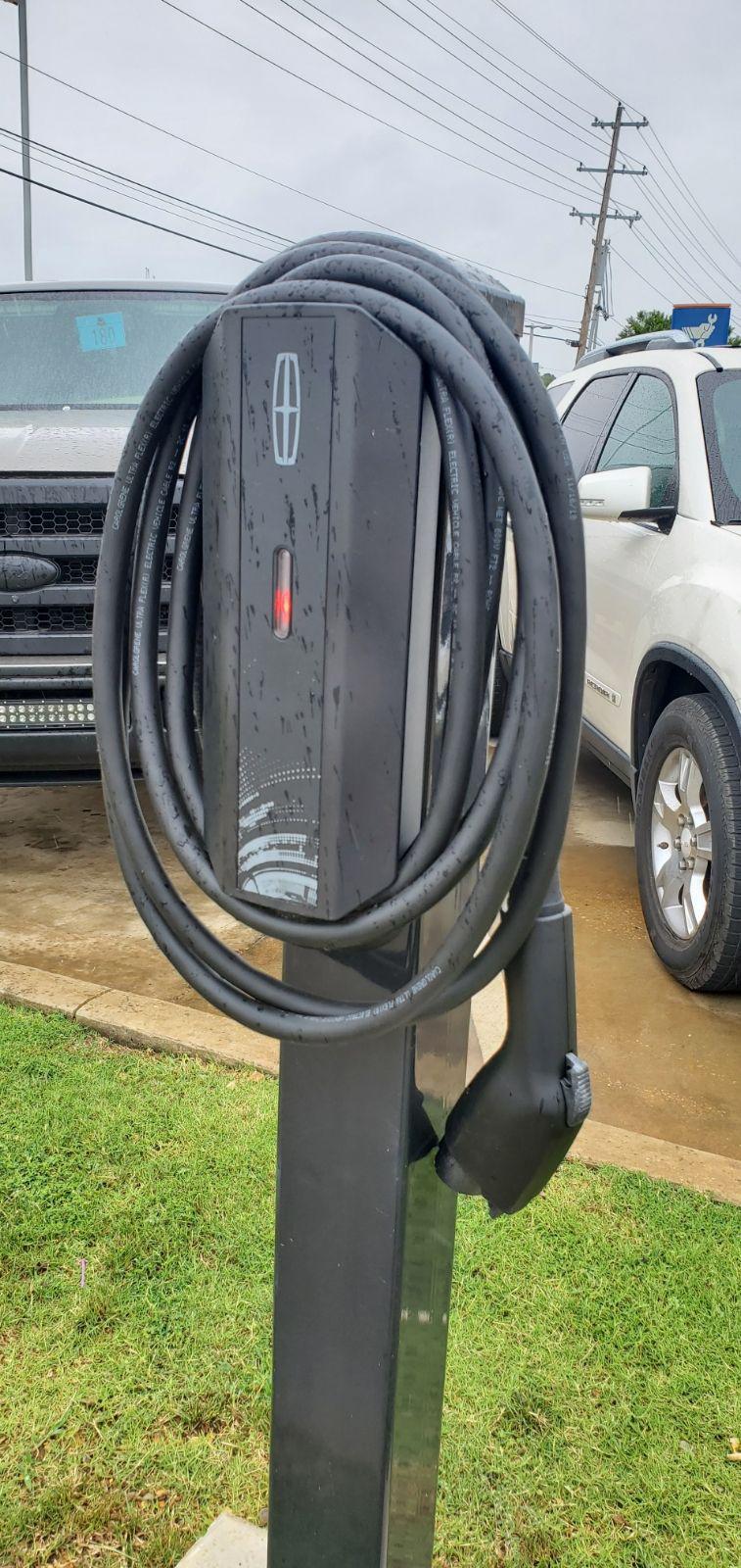 Bill Russell Ford Columbus, MS EV Station