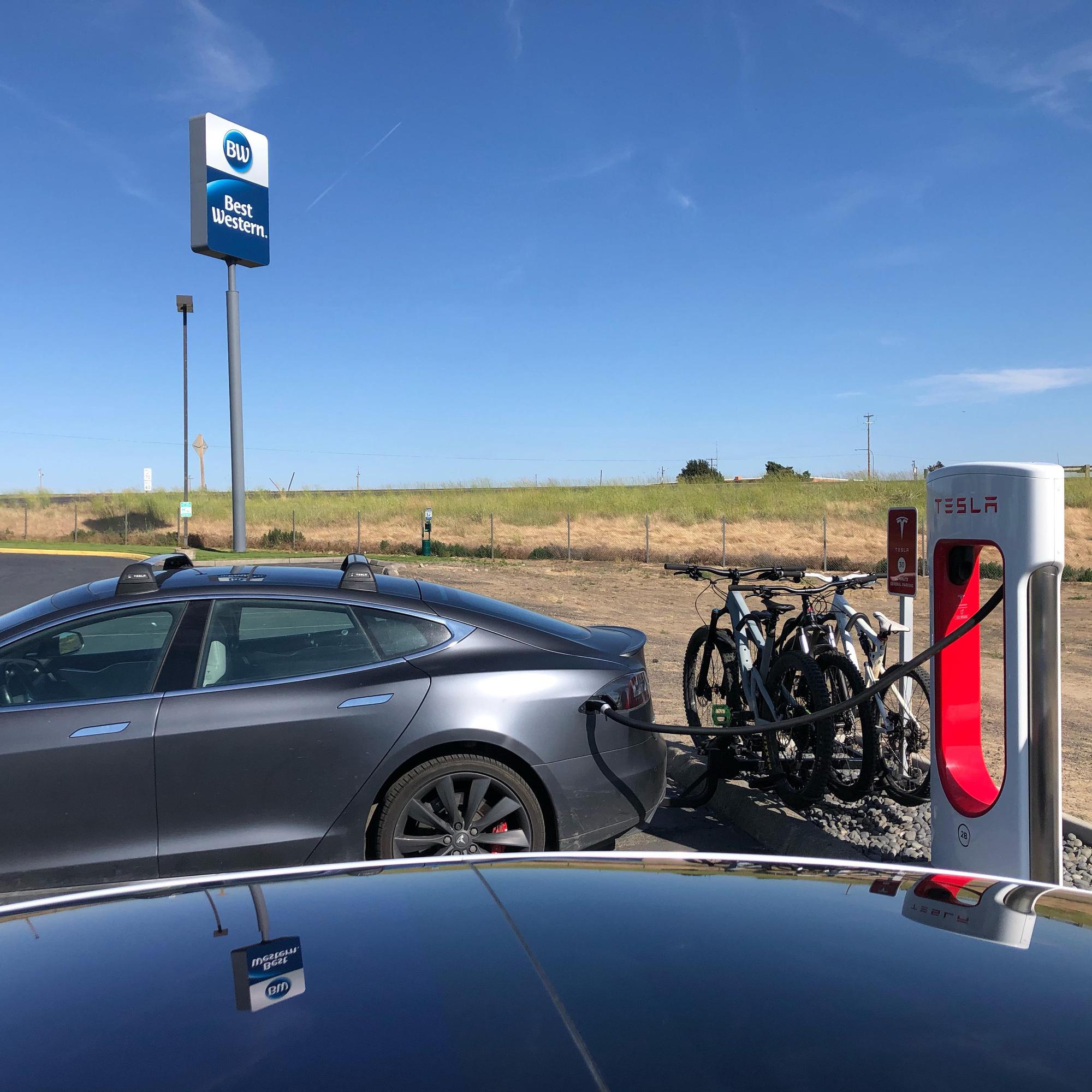 Best Western Plus Bronco Inn Ritzville, WA EV Station