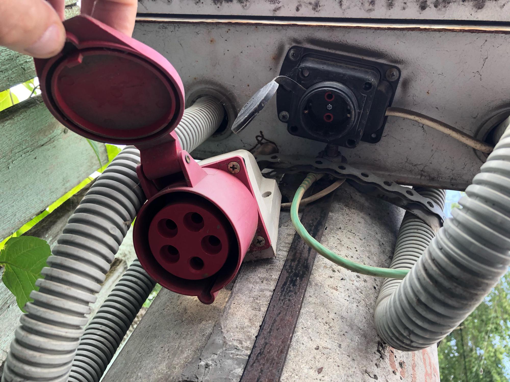 Медицинский центр Жемчужина Подолья 220/380в | Podolsk, МО | EV Station