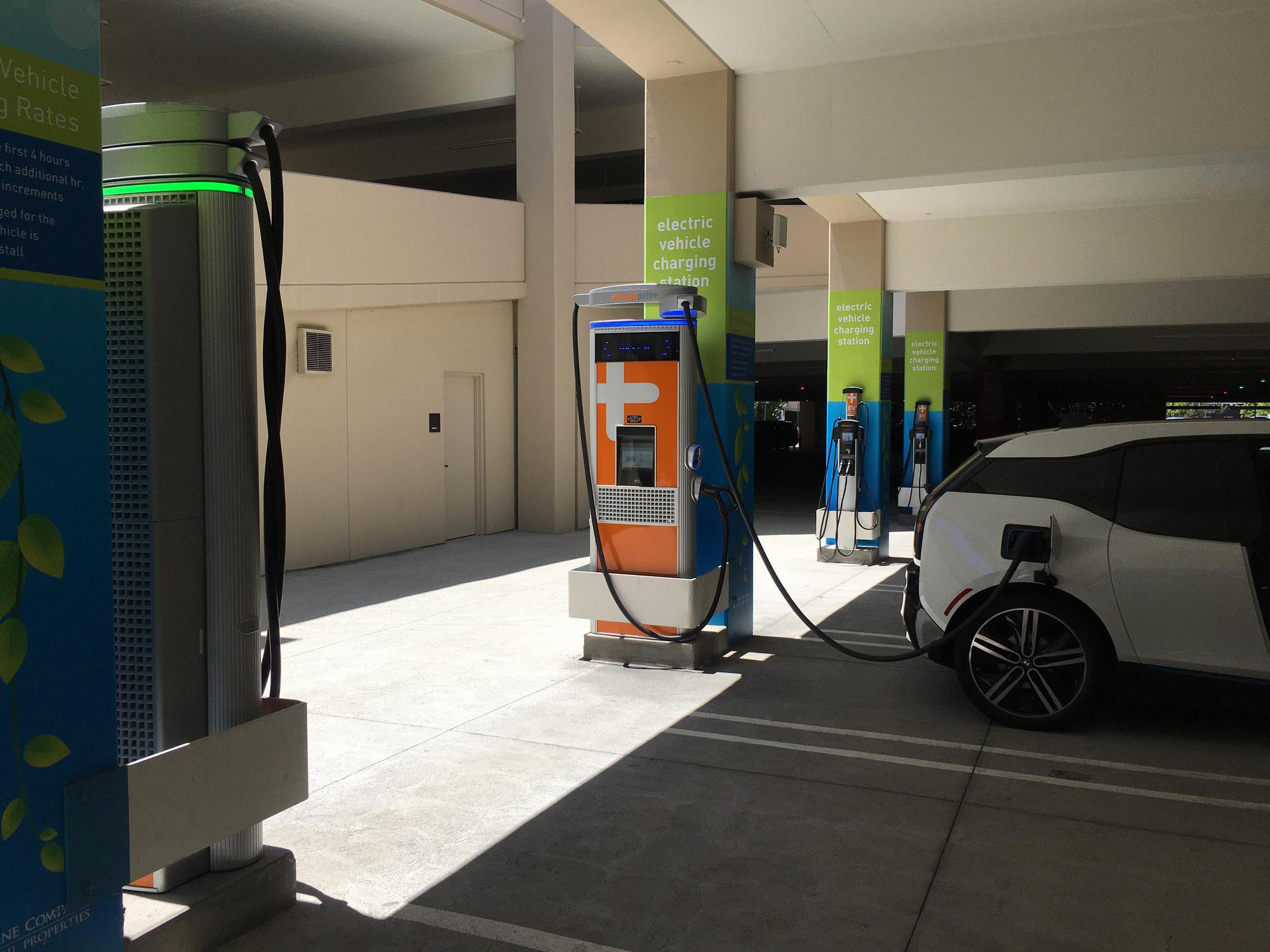 Irvine Spectrum Parking Garage (1) Irvine, CA EV Station
