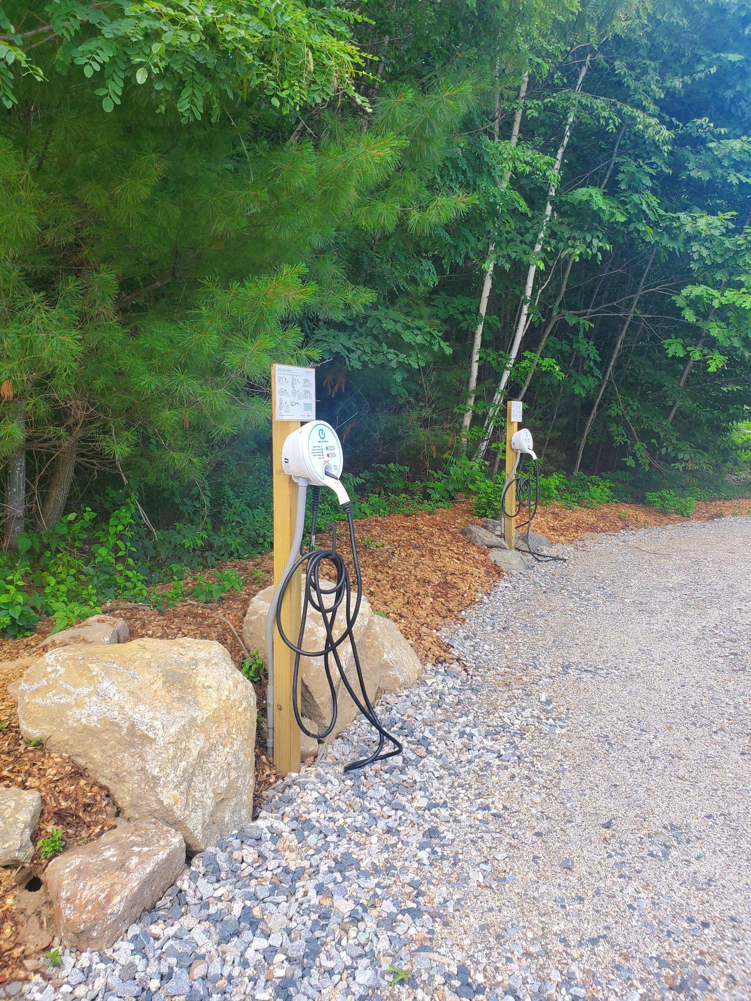Squam Lakes Natural Science Center Holderness, NH EV Station