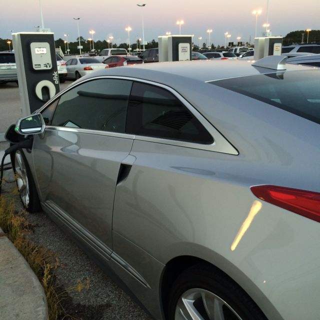 Bush Airport (IAH) Ecopark 1 Houston, TX EV Station