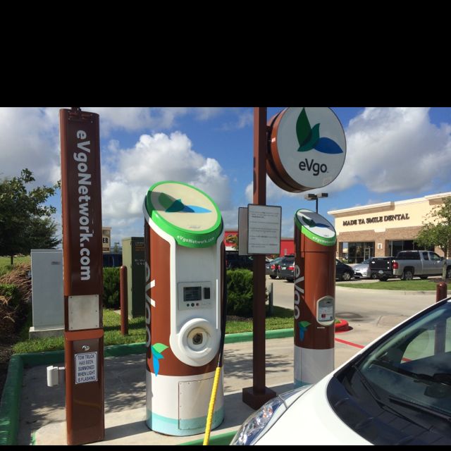Cracker Barrel Pearland, TX EV Station