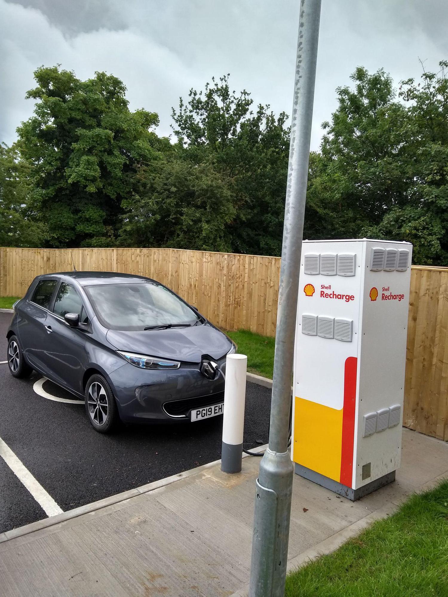 Shell Cribbs Causeway Patchway, England EV Station
