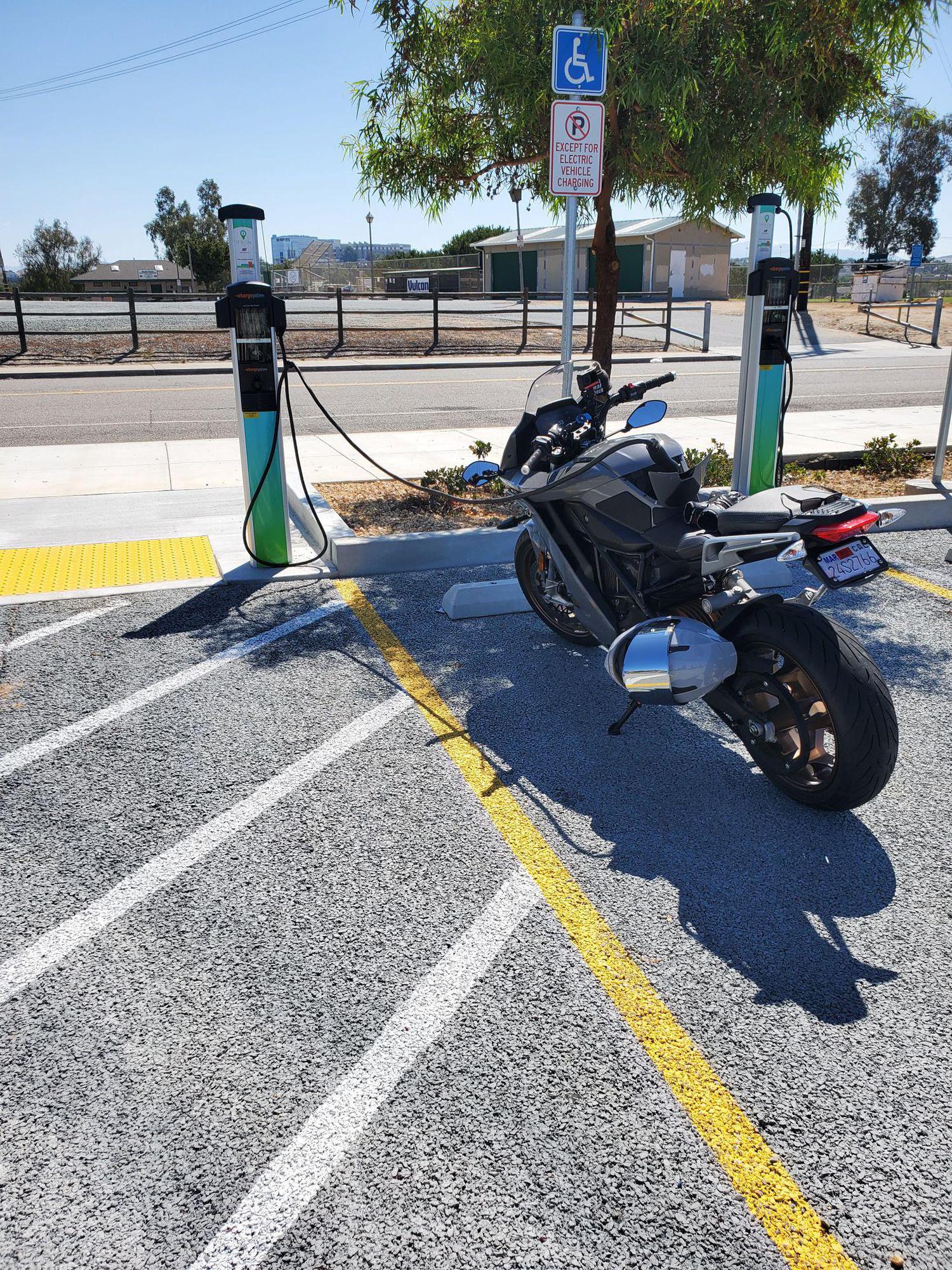 Chula Vista Park & Ride Chula Vista, CA EV Station