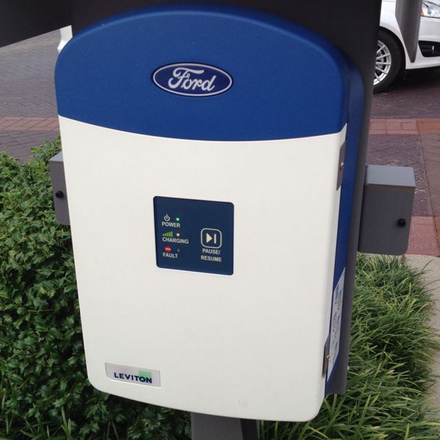 Paul Miller Ford Lexington, KY EV Station
