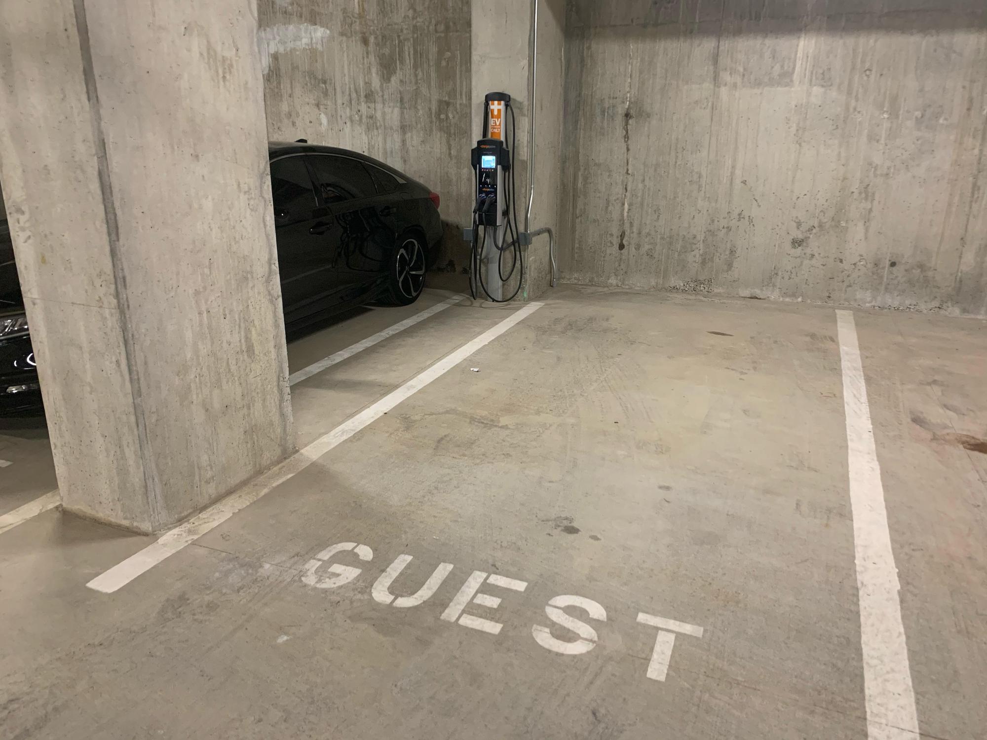 Gentry Buckhead Village Retail/Visitor Parking Atlanta, GA EV Station