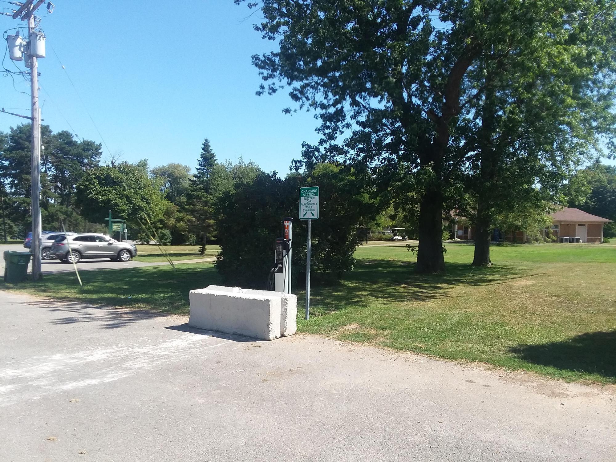 Grover Cleveland Golf Course Buffalo NY EV Station Grover cleveland golf course buffalo ny ev station