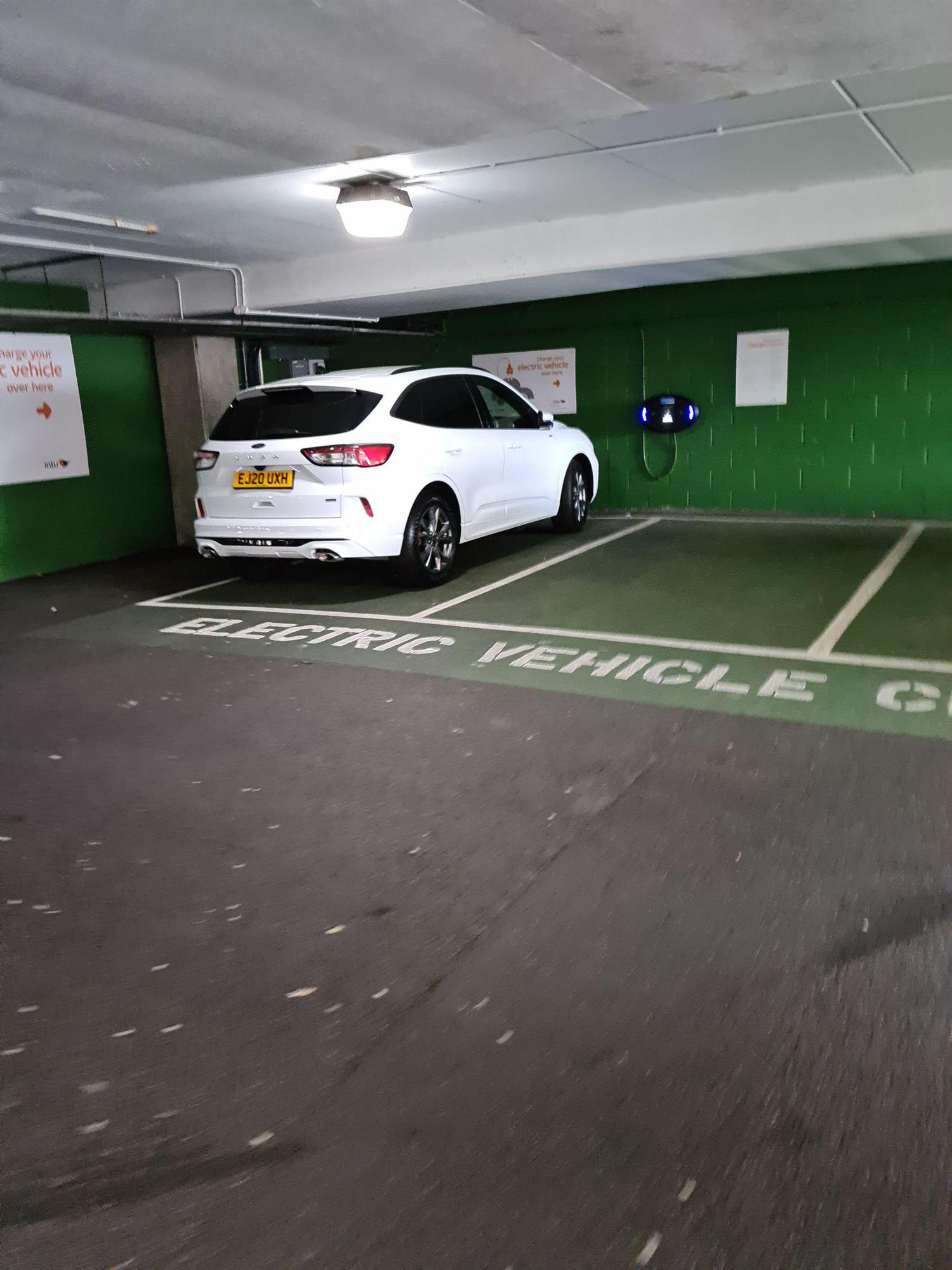 Intu Lakeside 238 Arterial Rd West Thurrock, Grays RM20 2ZQ, UK EV