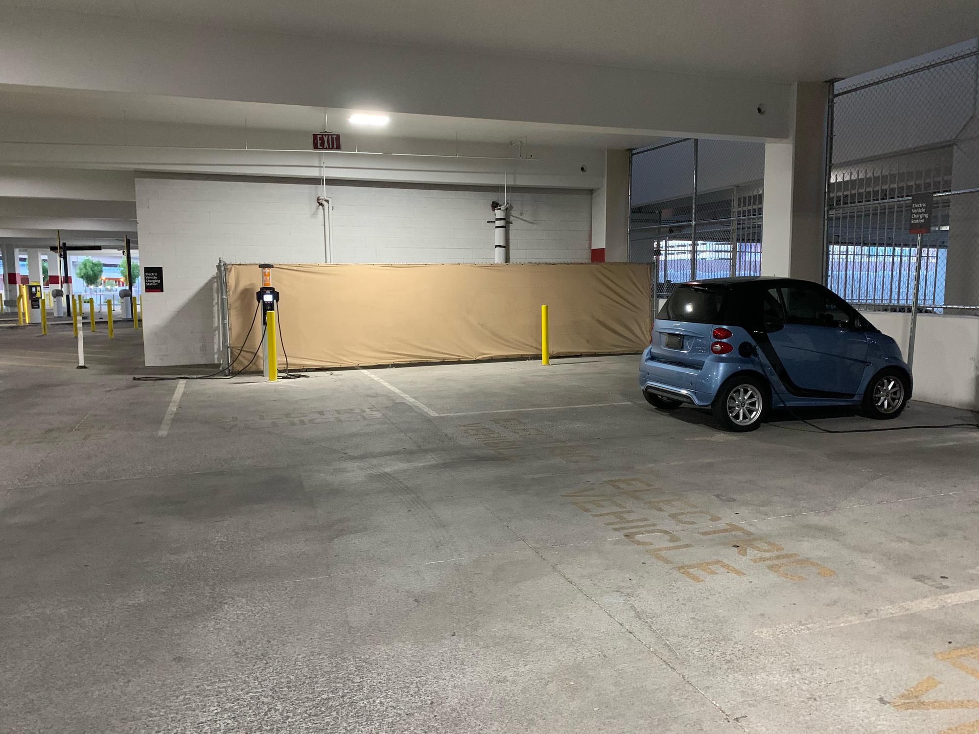 Excalibur Parking - 14asxvi