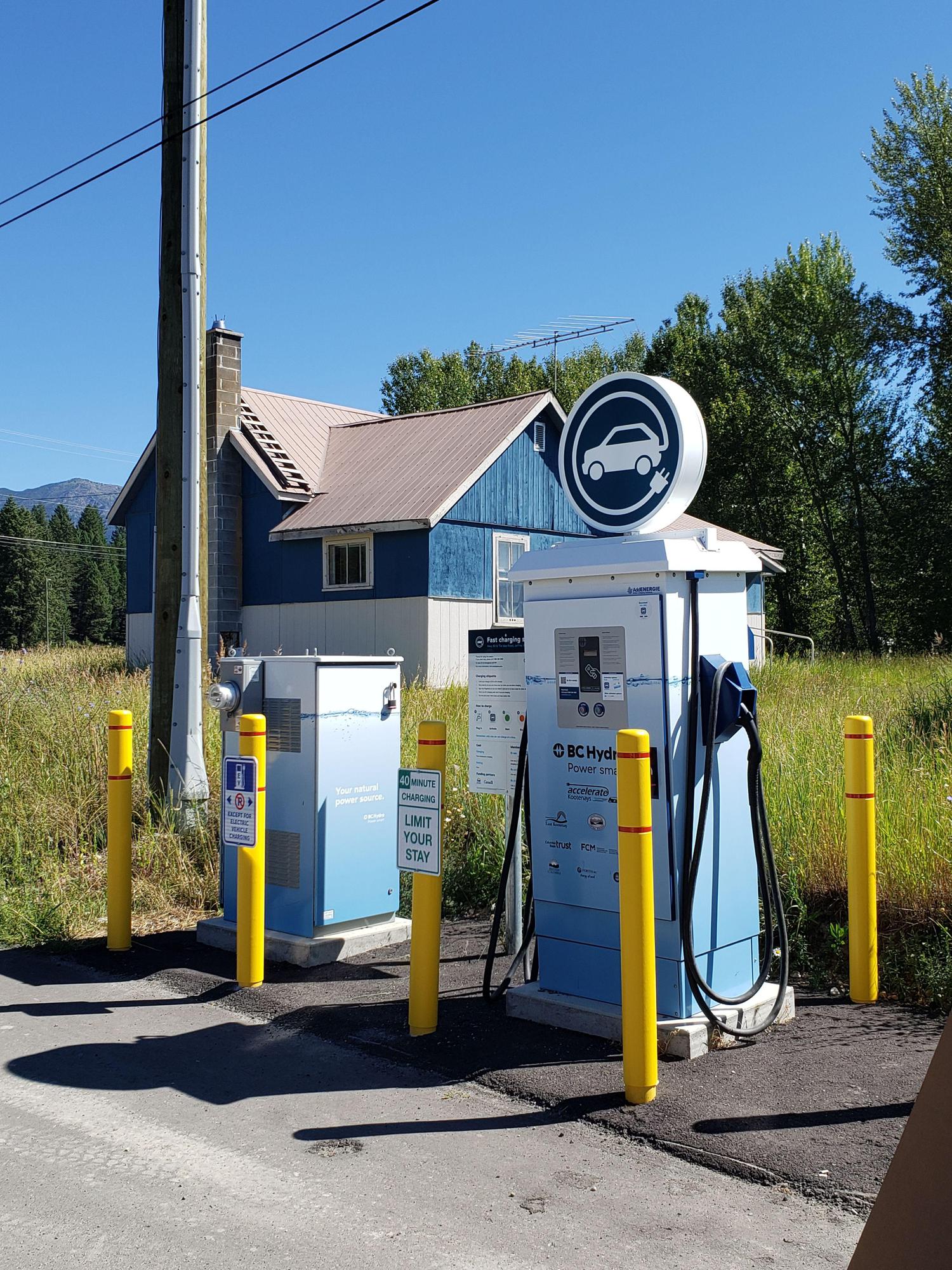 Jaffray Pump & Pantry Jaffray, BC EV Station