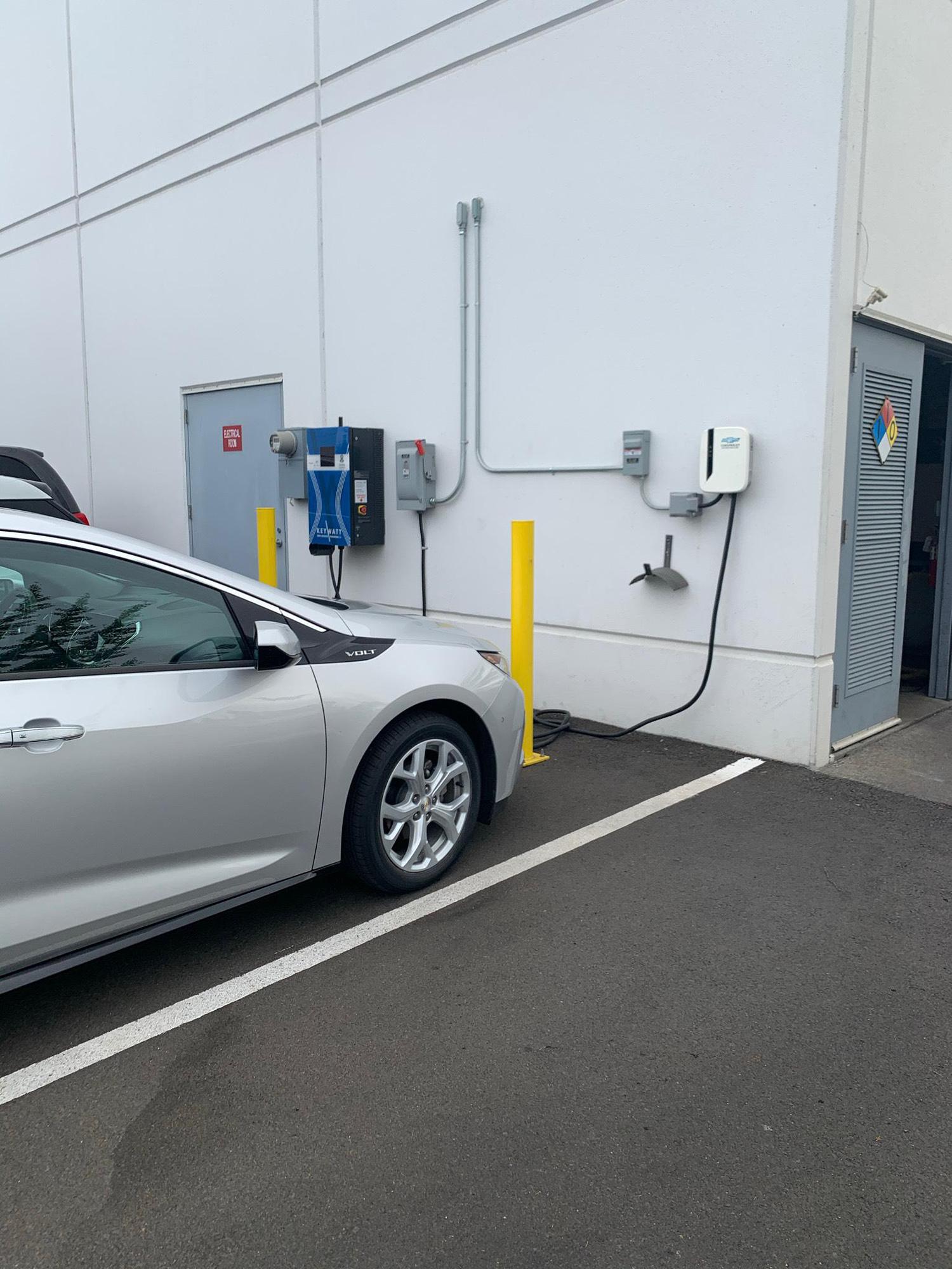 Wilsonville Chevrolet Wilsonville, OR EV Station
