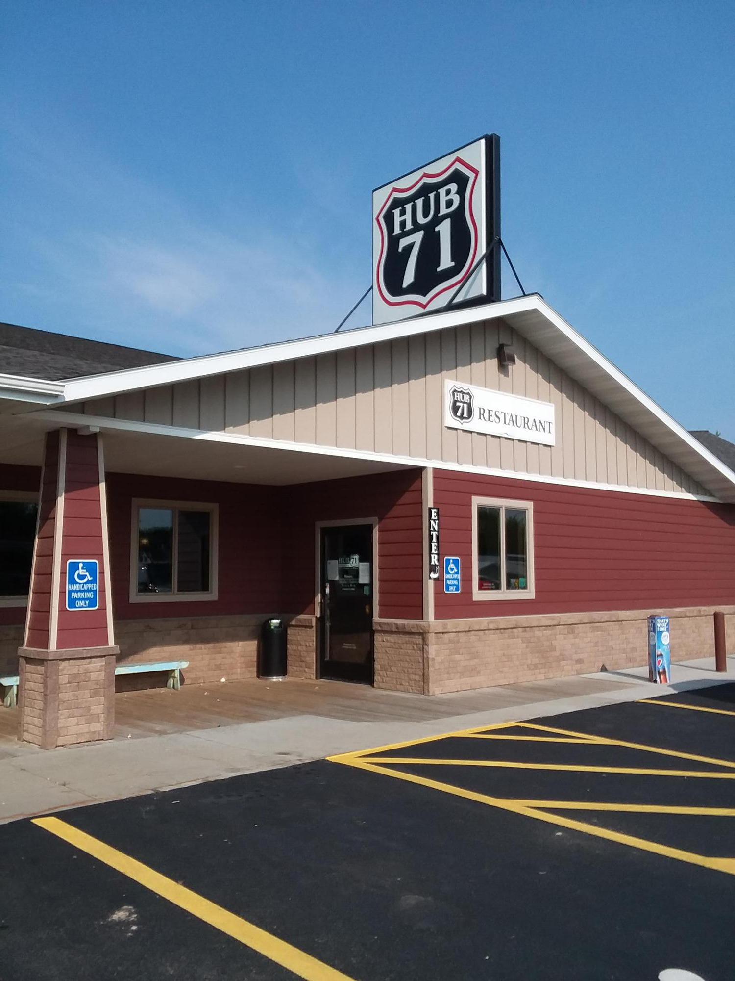 Hub 71 Food and Gas Sebeka, MN EV Station