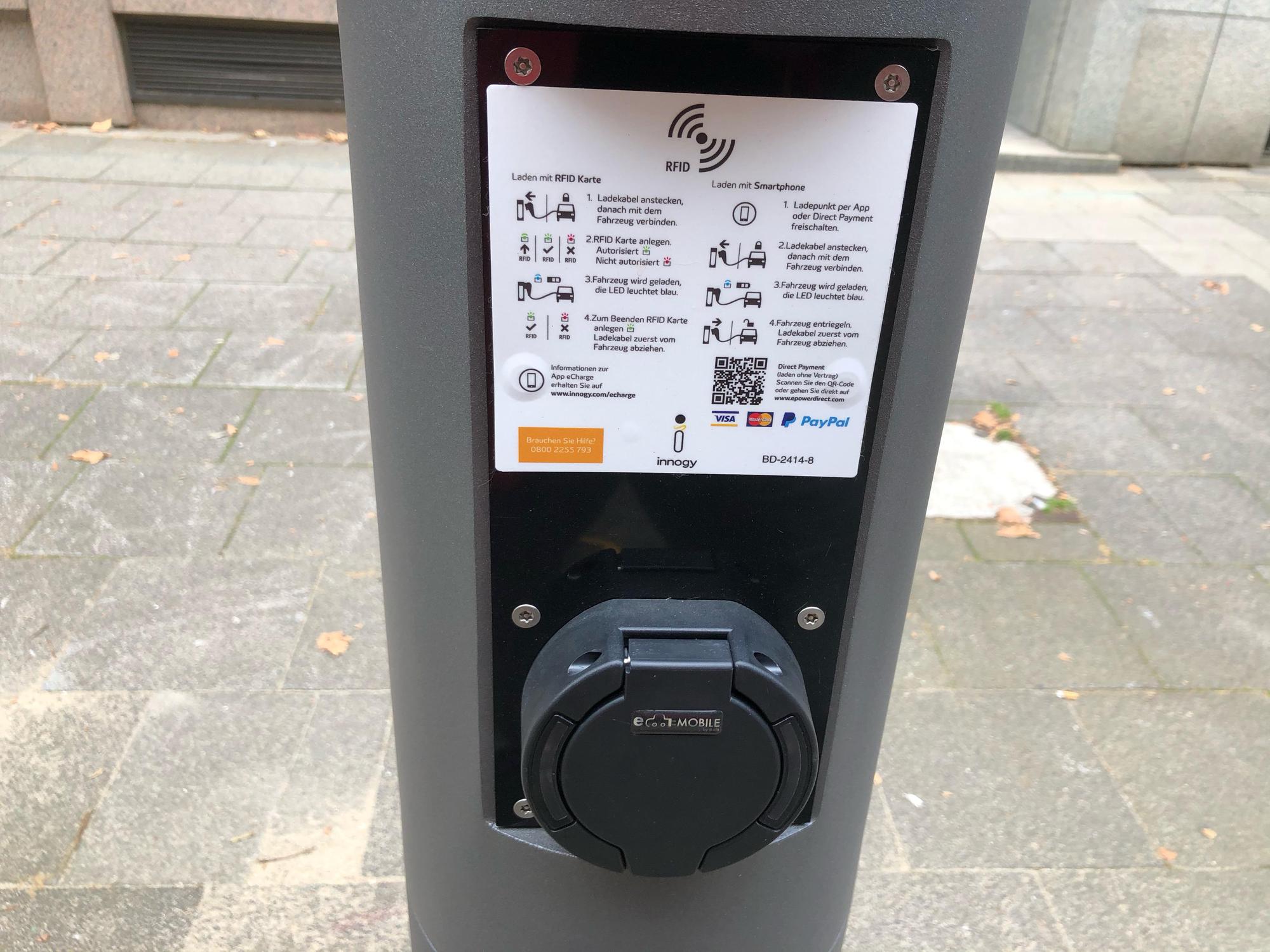 Charging Station innogy SE Smart Pole Factory PlugShare