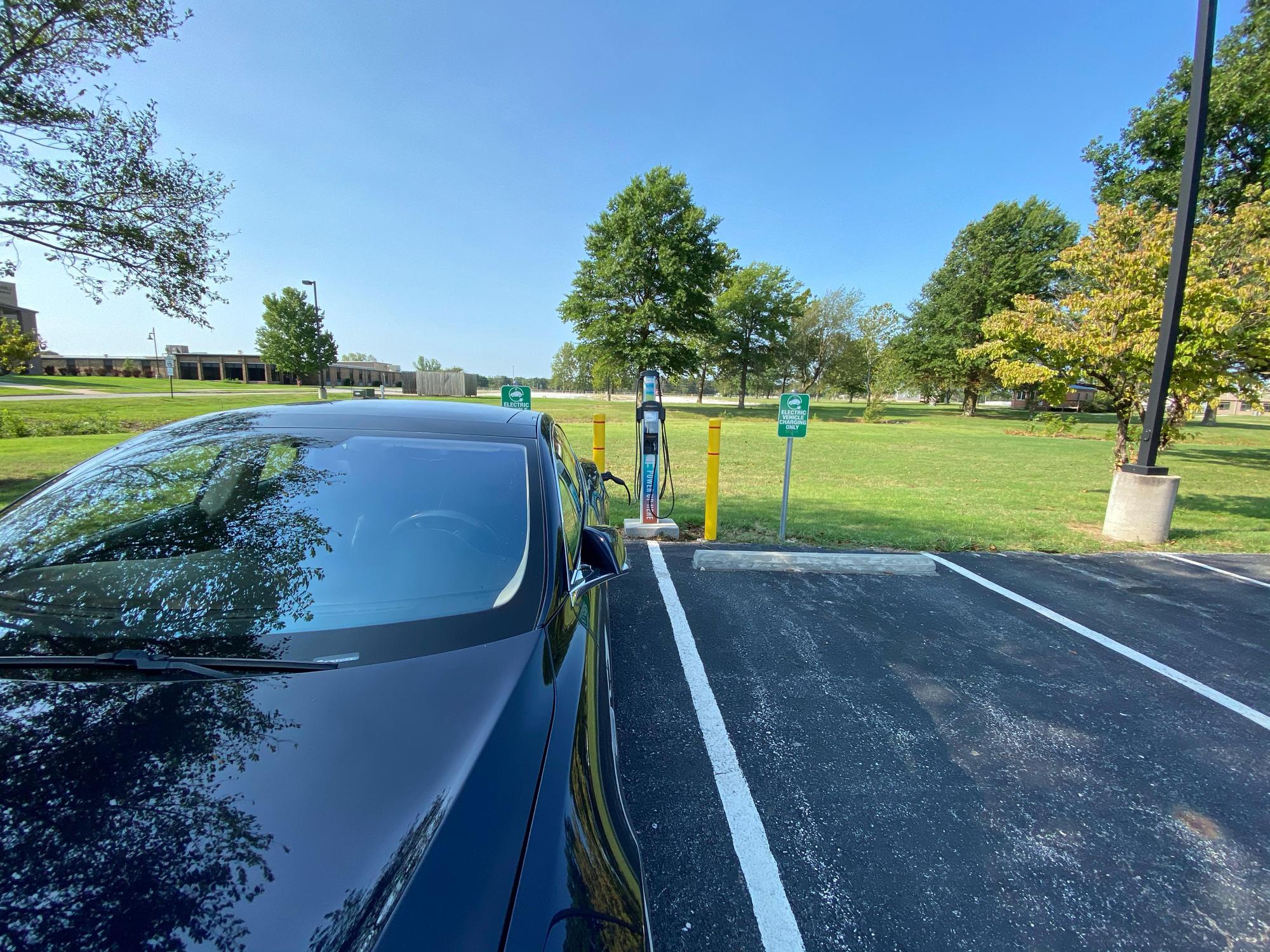 Crowder College Neosho Neosho, MO EV Station