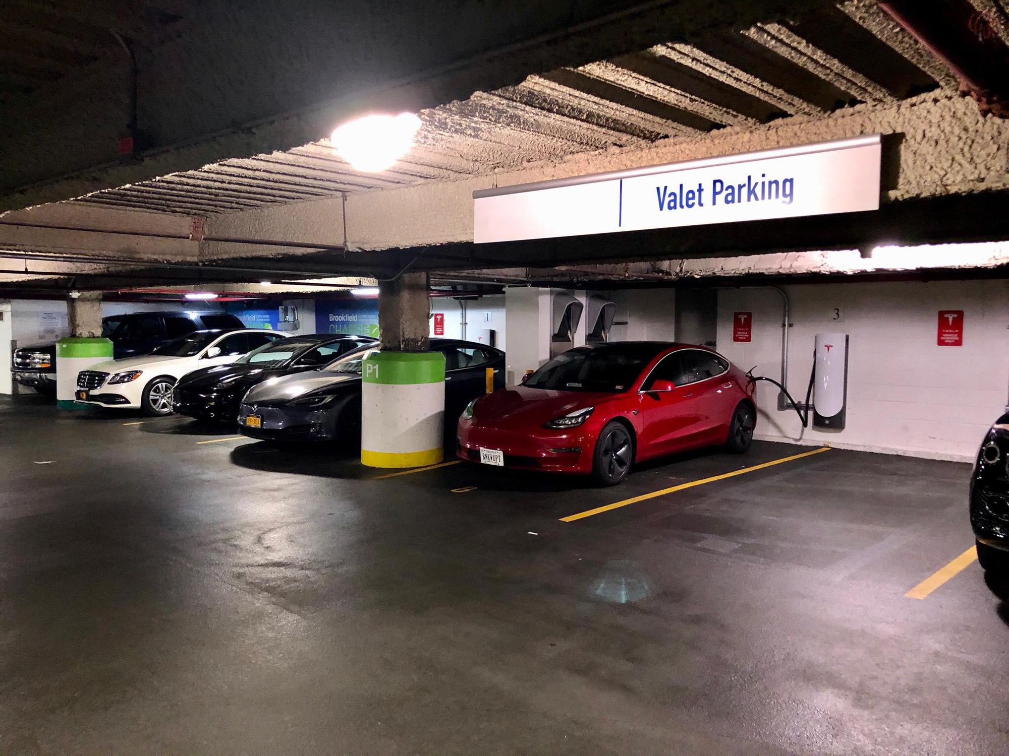 Brookfield Place New York, NY EV Station