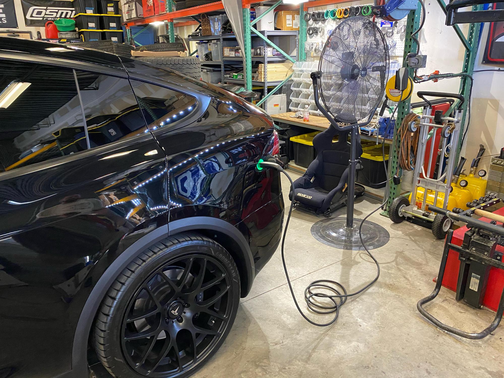 Extreme Wheels Gilbert, AZ EV Station