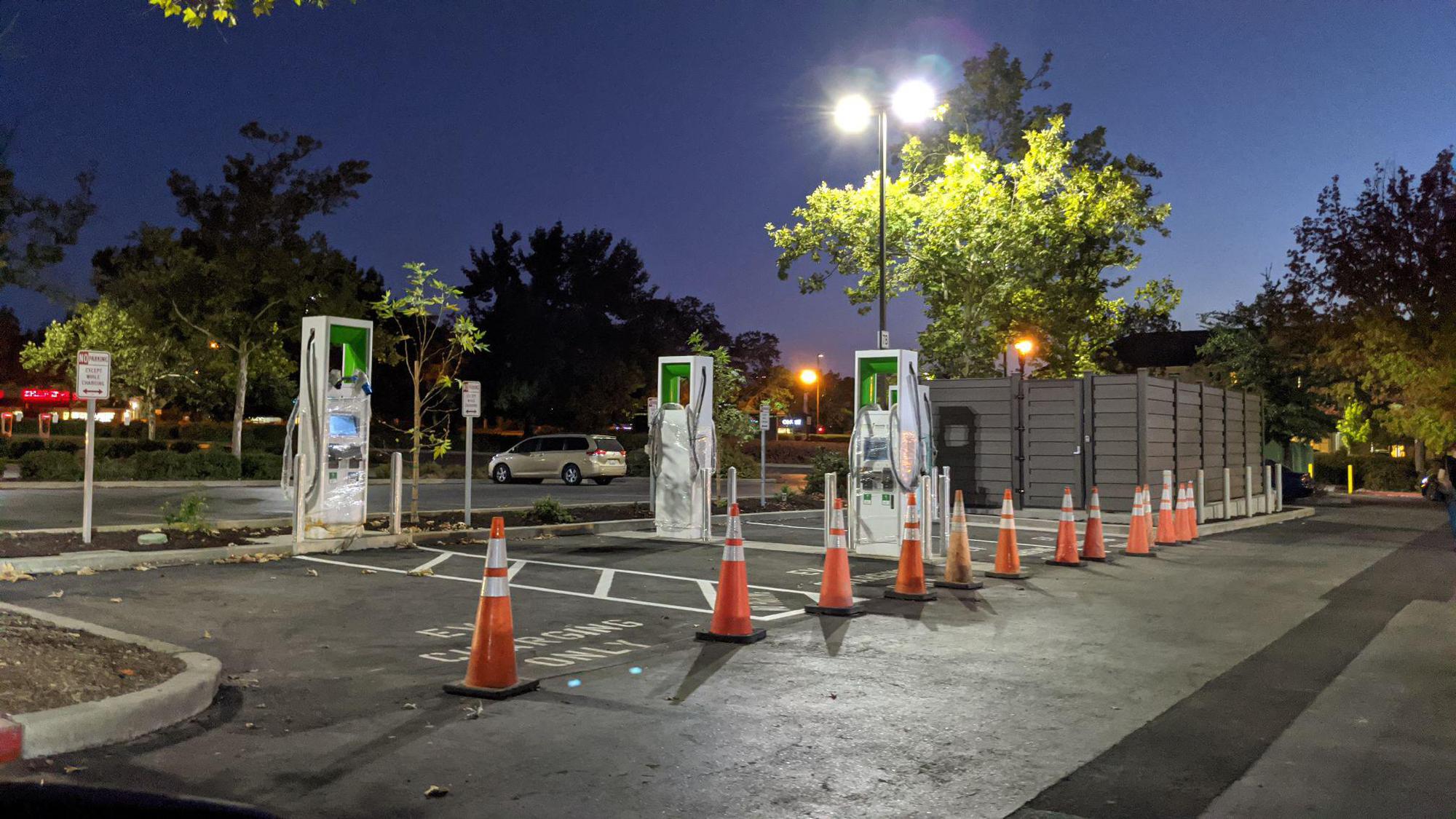 Folsom Premium Outlets Under Armour Folsom, CA EV Station