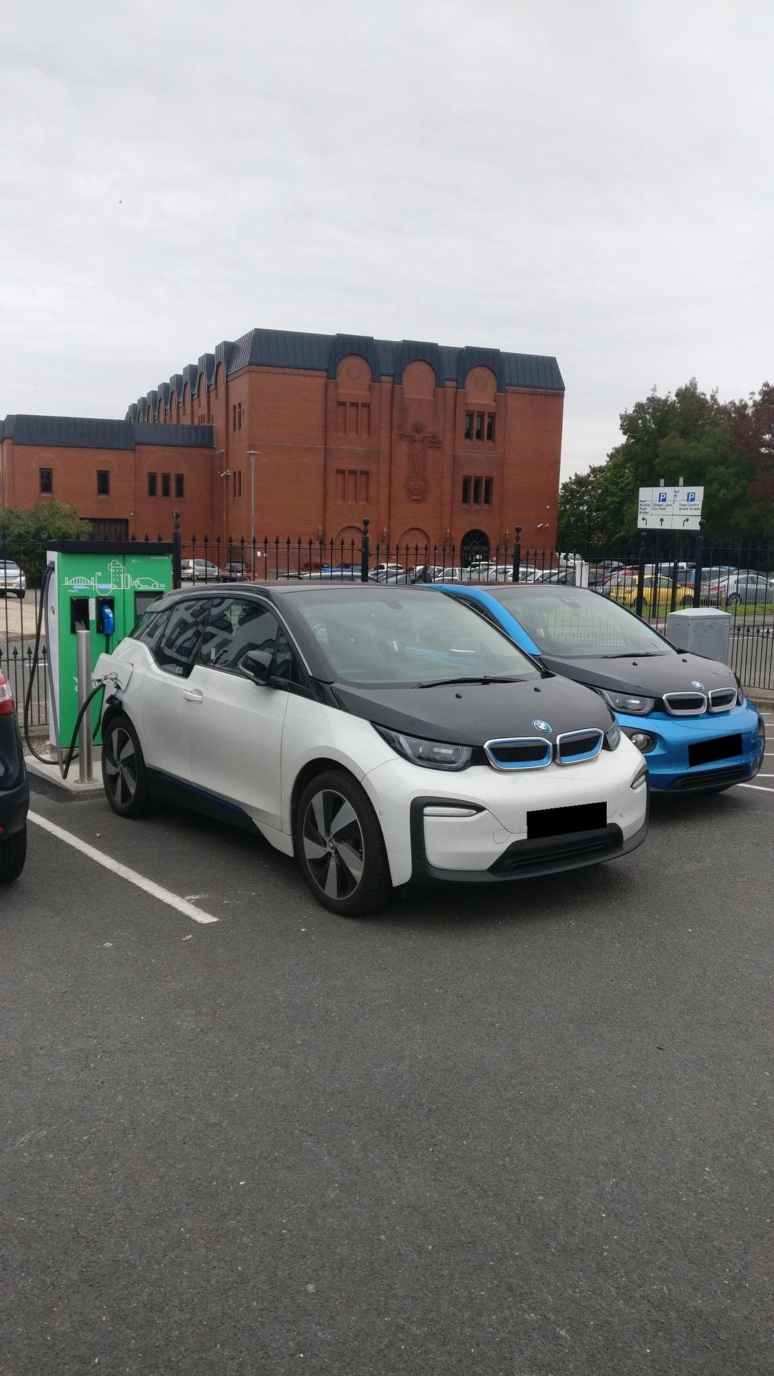 Harrogate Street Car Park 3 Westbridge Mews, Wigan WN1 1XN, UK EV