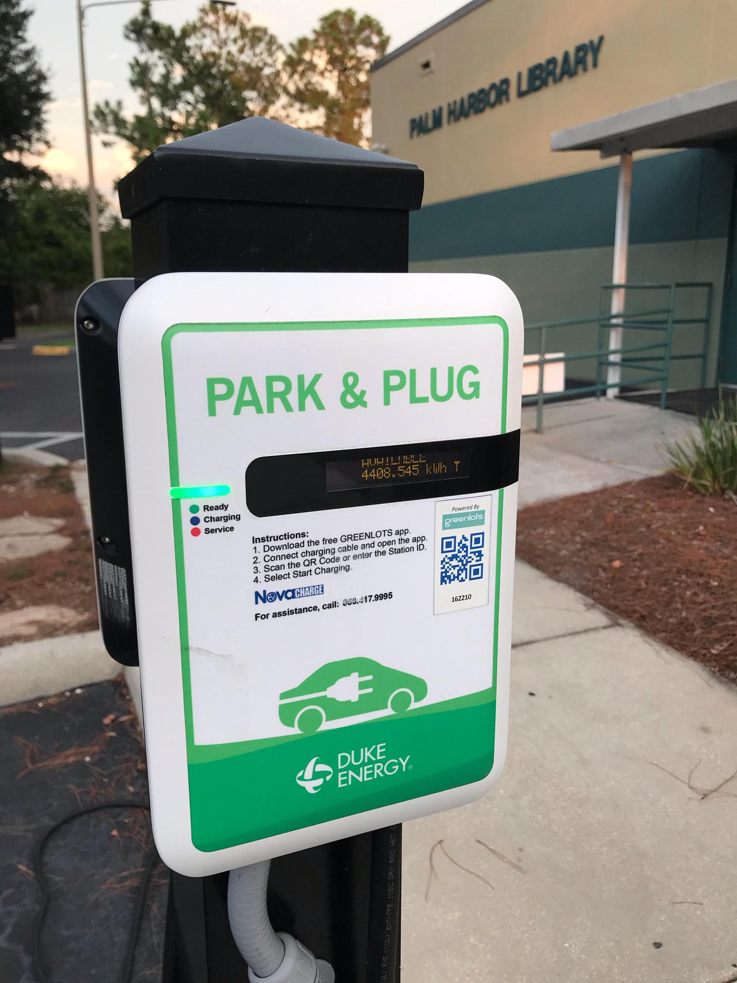 Palm Harbor Library (1) Palm Harbor, FL EV Station