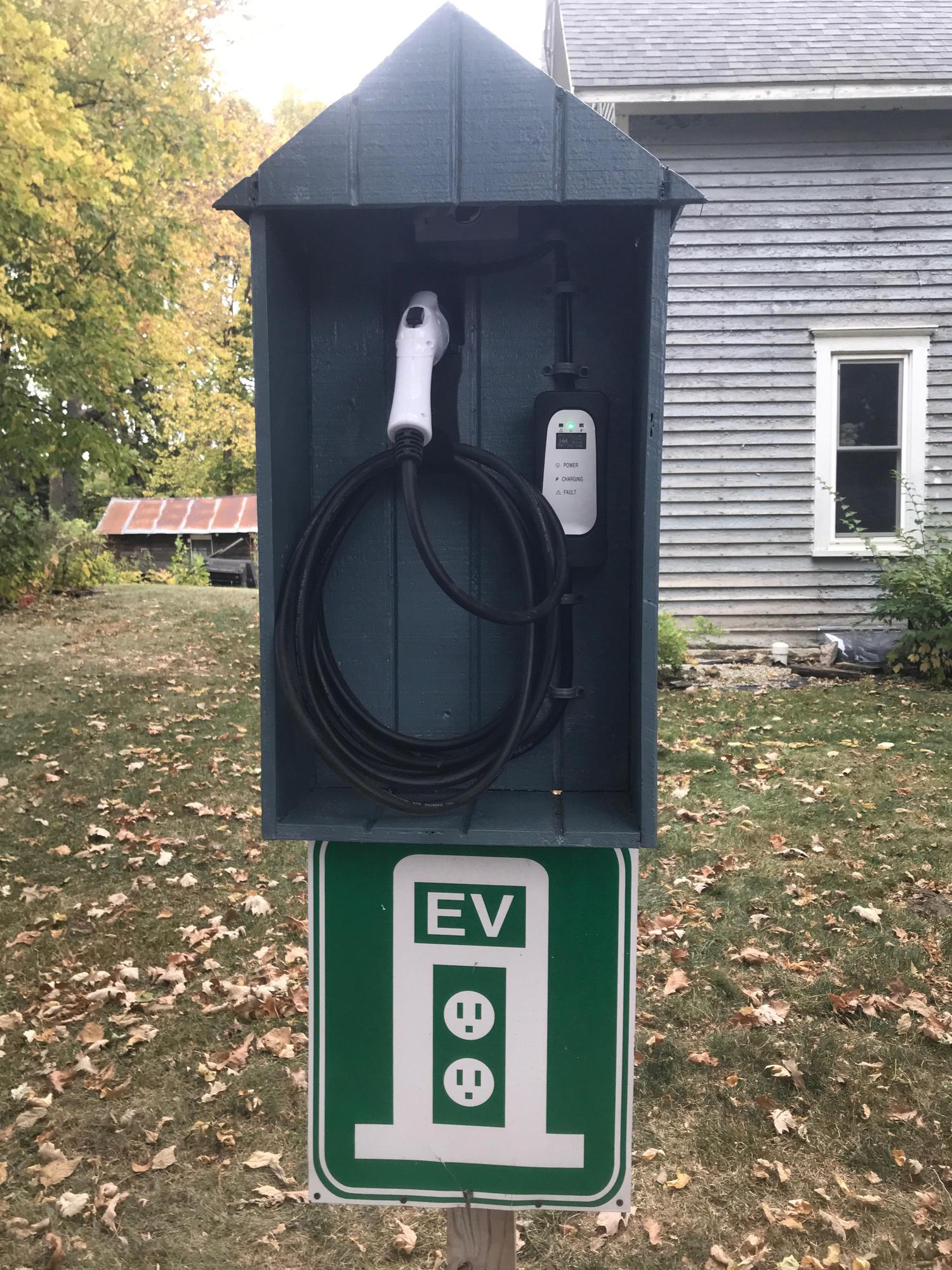 St. Ansgar Greenhouse & Floral Shop St Ansgar, IA EV Station