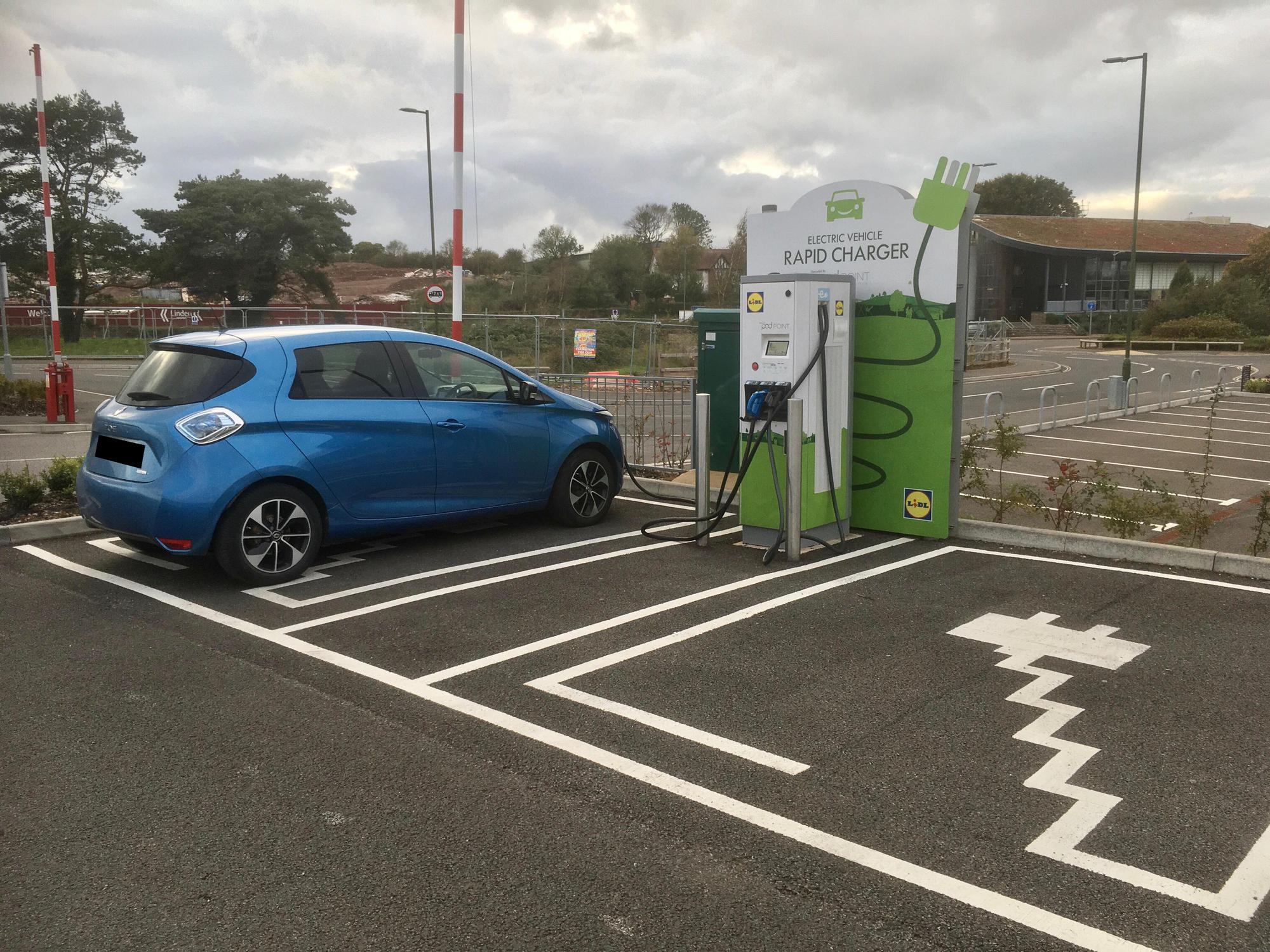 Lidl White Rock Way, Paignton, TQ4 7AZ, United Kingdom EV Station
