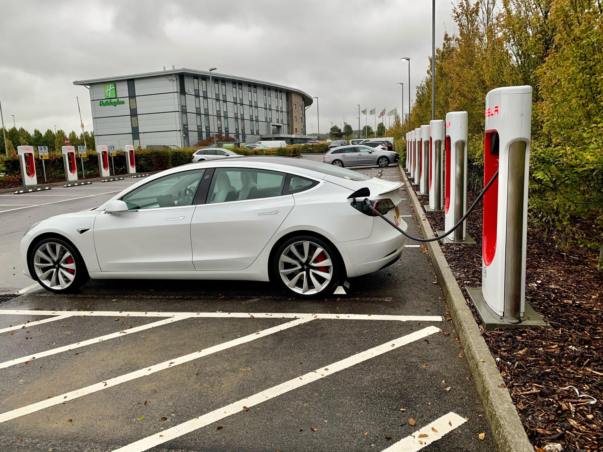 Solstice Park Amesbury, England EV Station