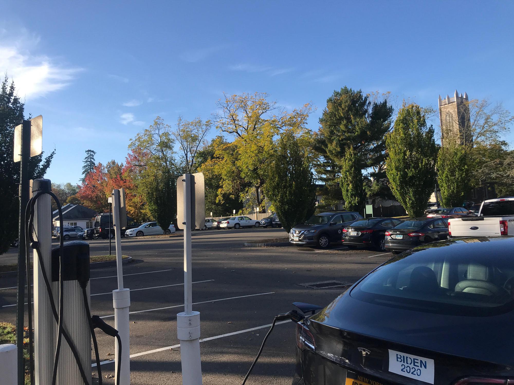 Guilford Town Hall Guilford, CT EV Station