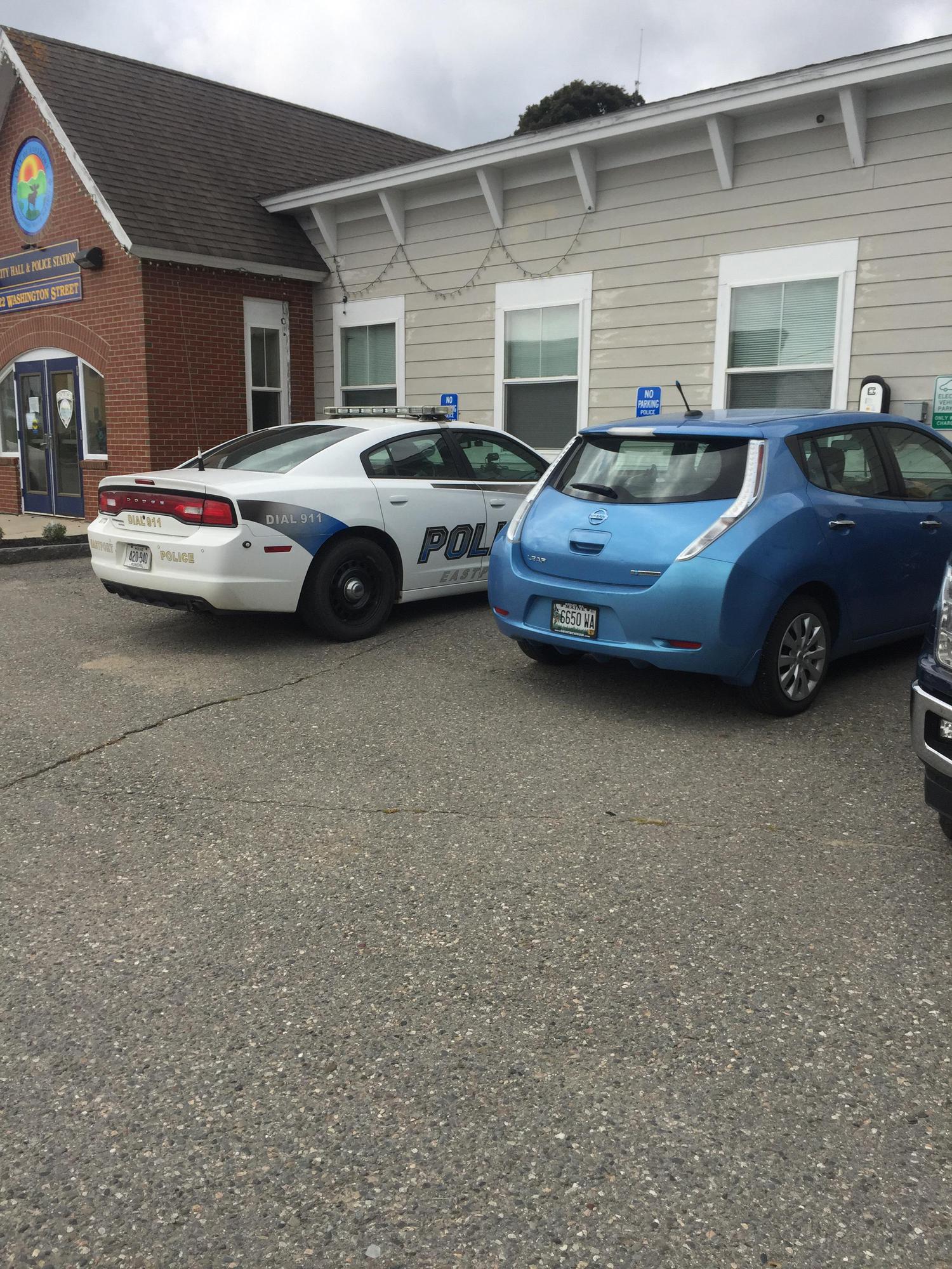 Eastport City Hall / Police Eastport, ME EV Station