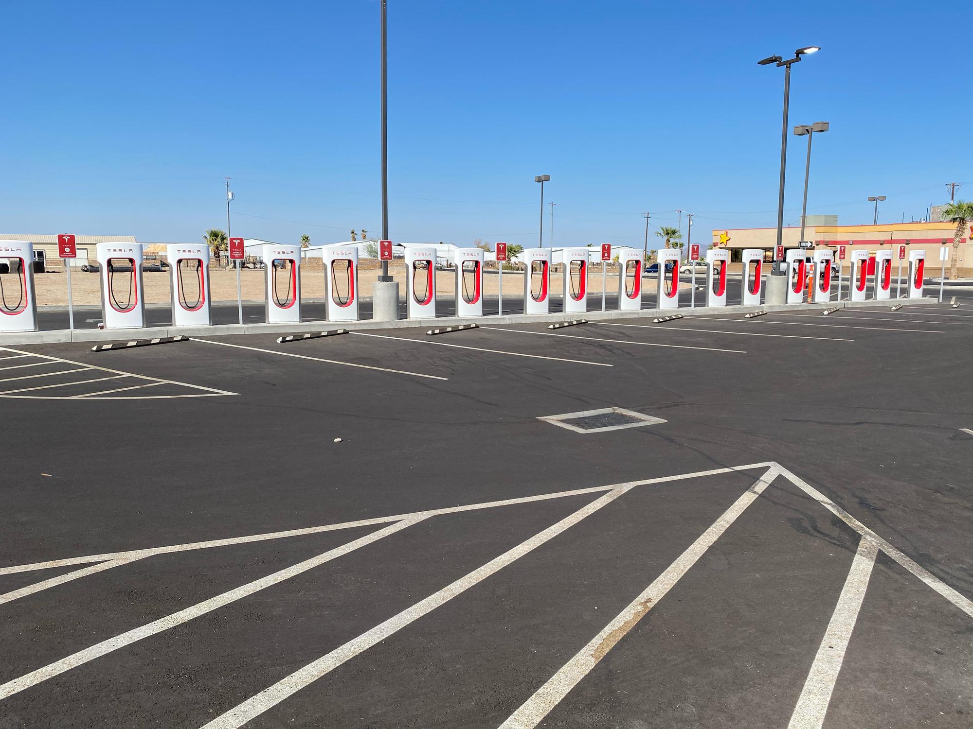 Carl's Jr Quartzsite, AZ EV Station