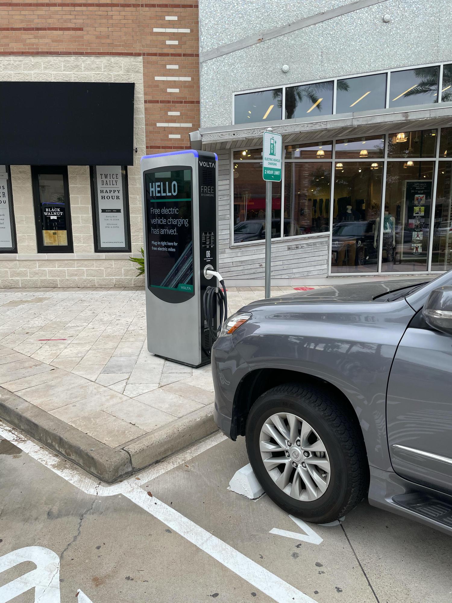 first-colony-mall-lululemon-sugar-land-tx-ev-station