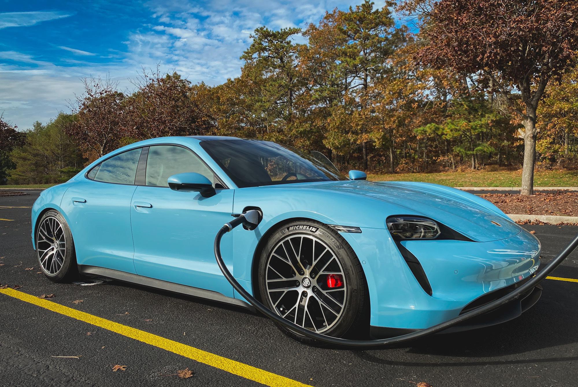Sam's Club Medford, NY EV Station
