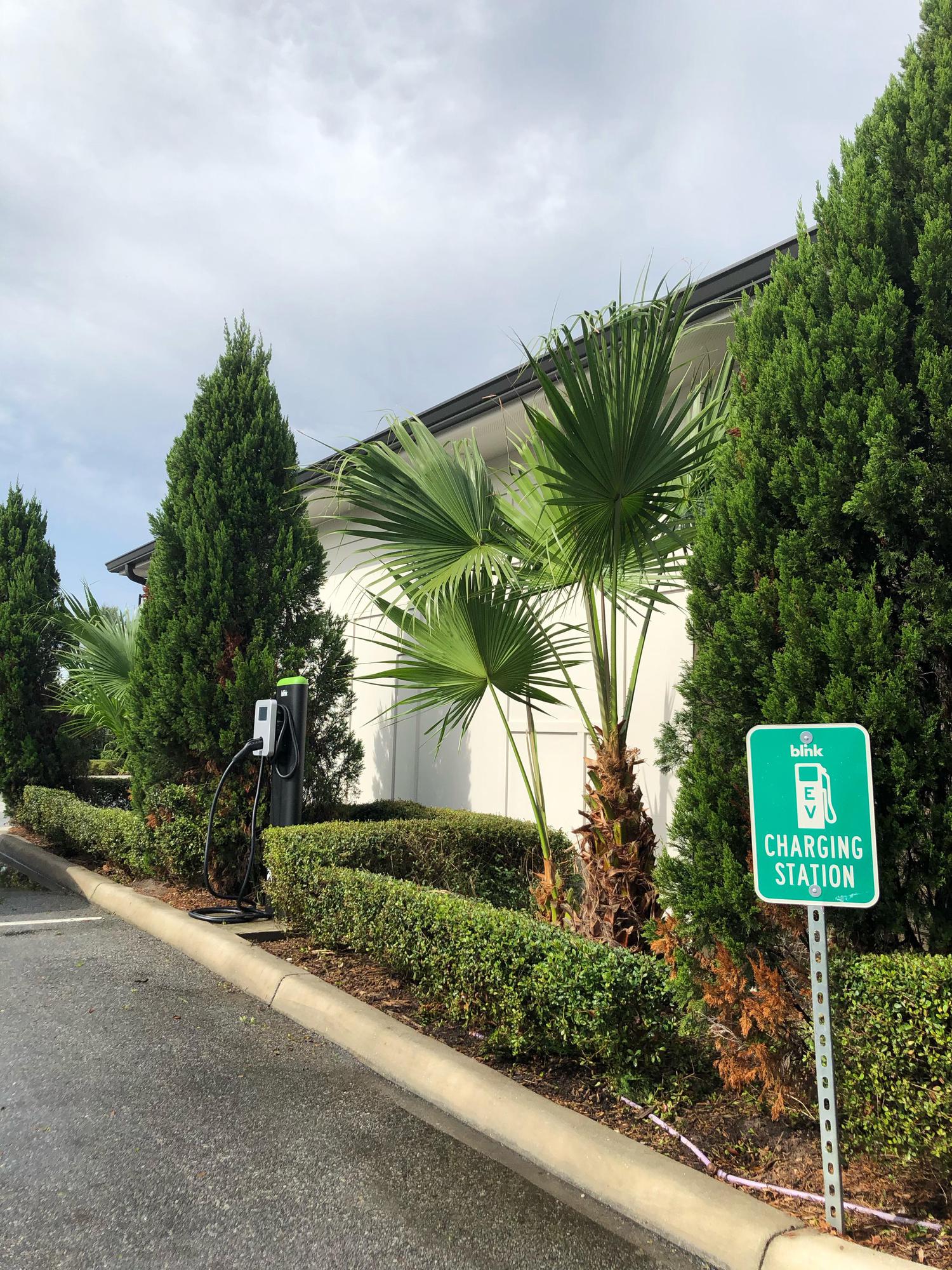 Integra Lakes Luxury Apartments Casselberry, FL EV Station
