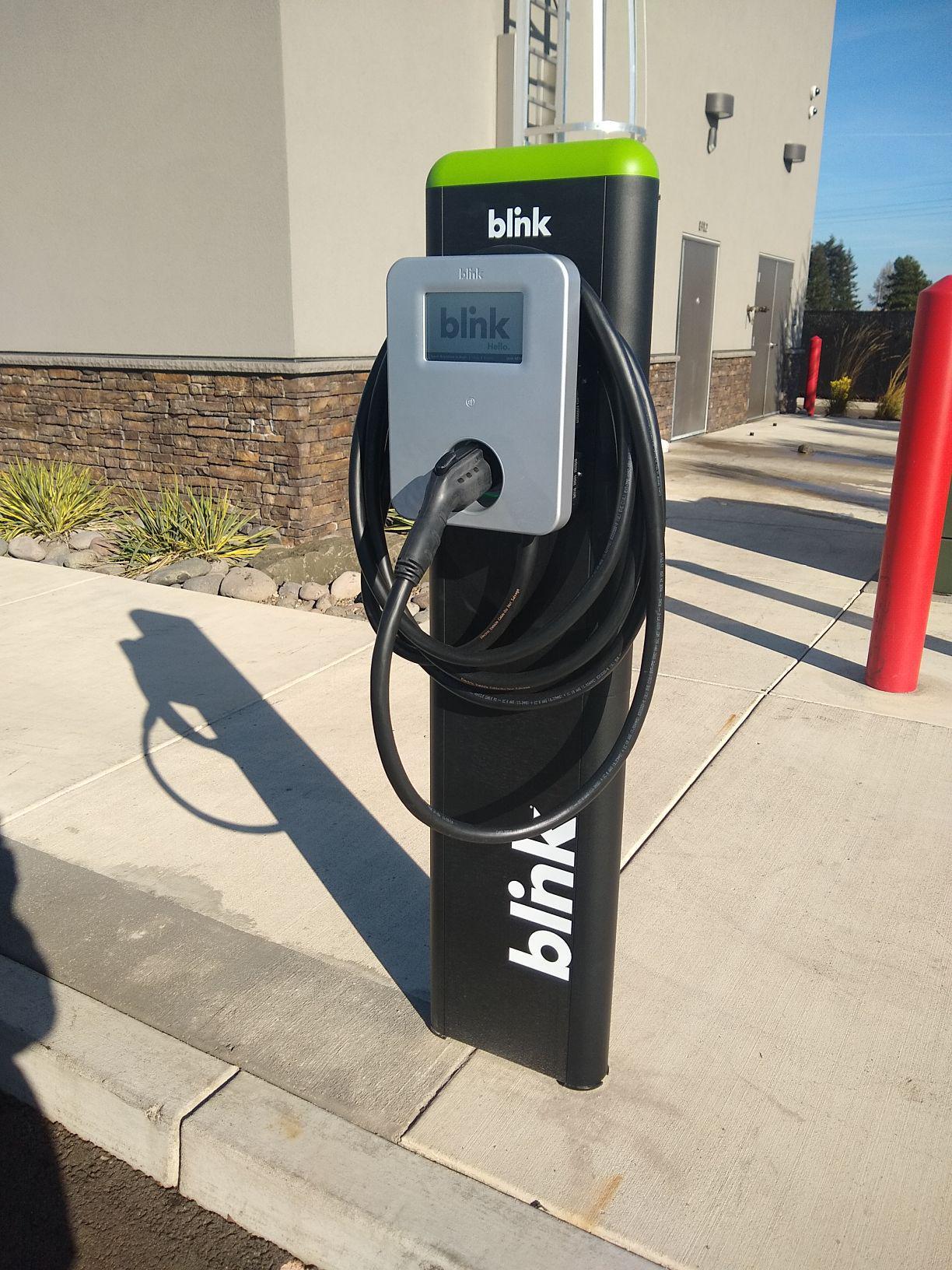 Carl's Jr Keizer, OR EV Station