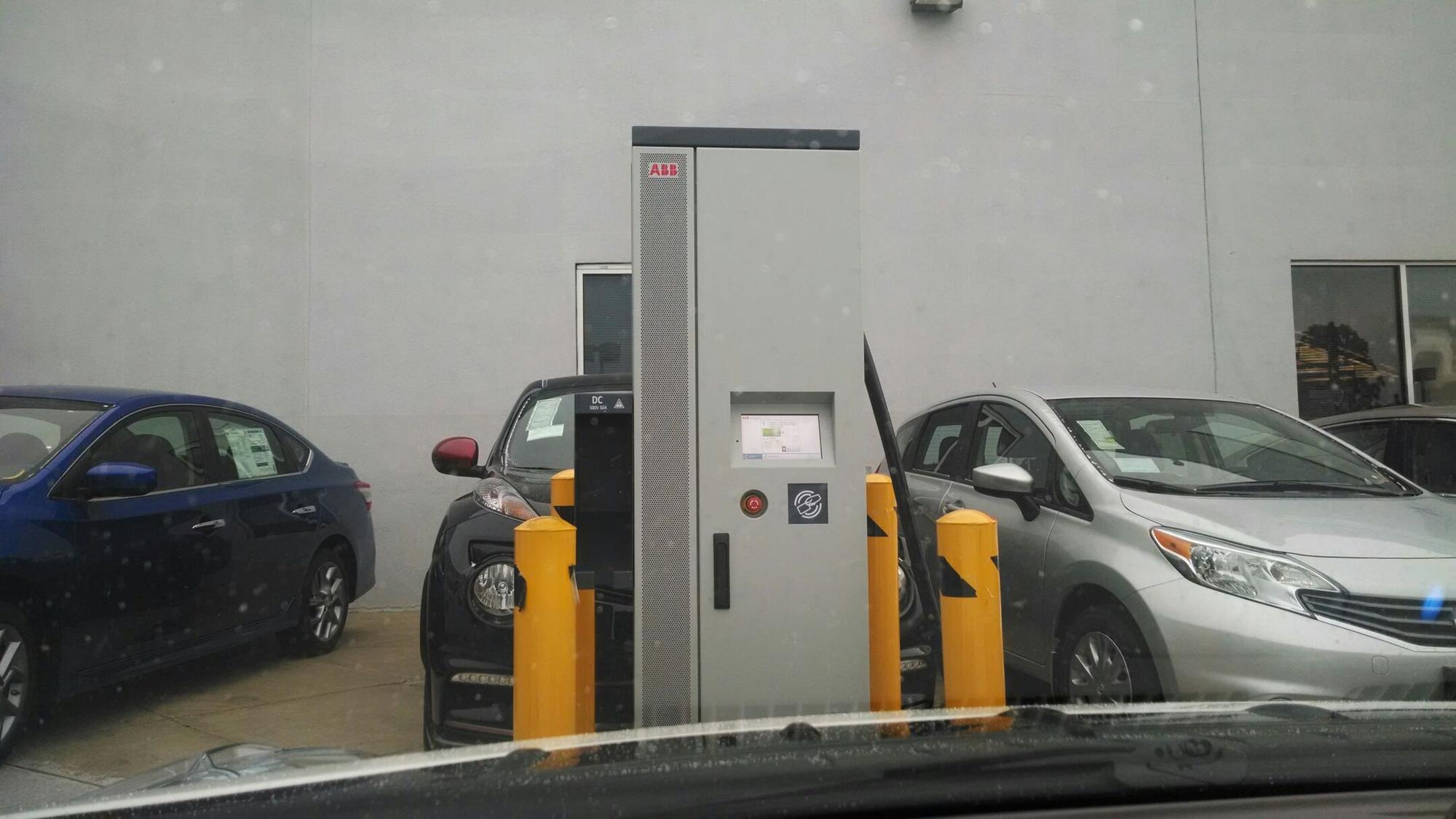 Larry H Miller Nissan Arapahoe Centennial, CO EV Station