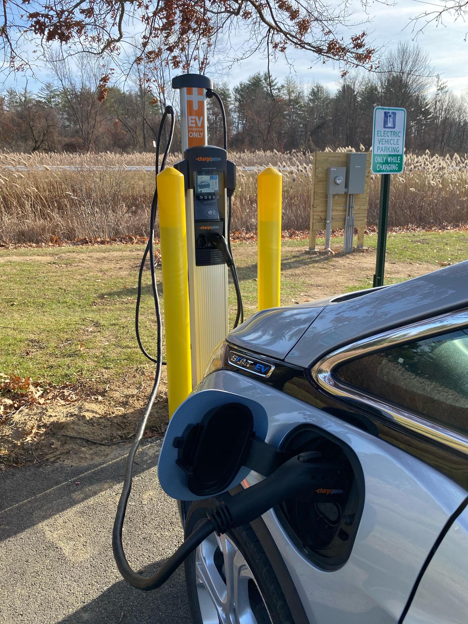 Elm Avenue Park Delmar, NY EV Station