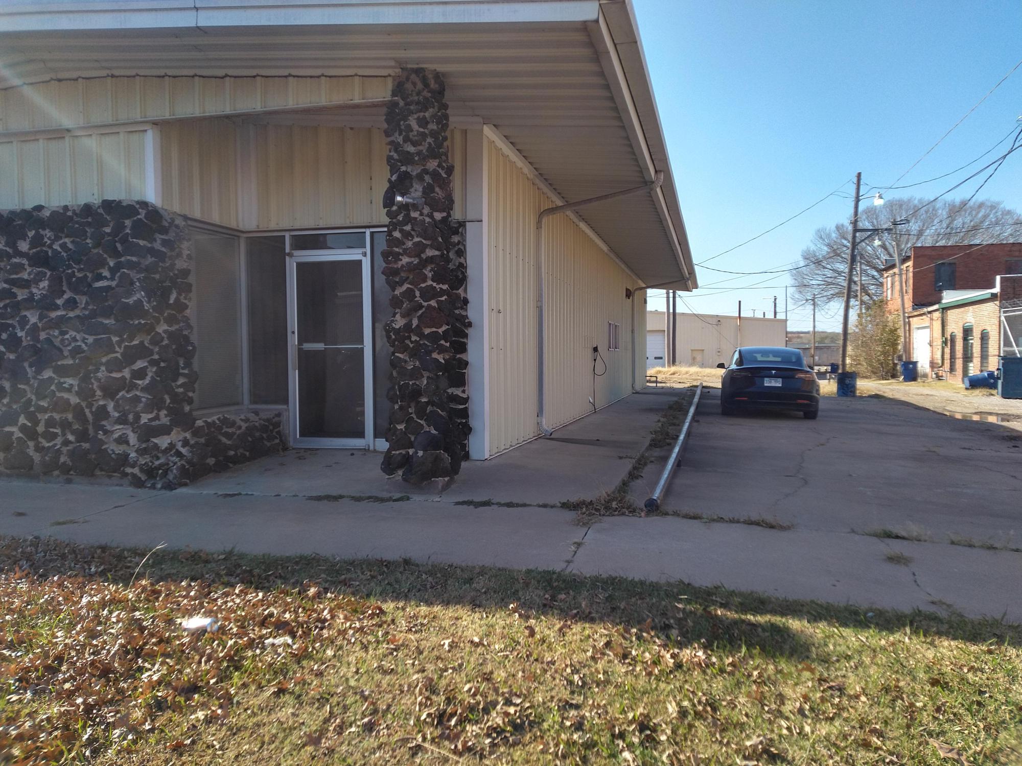 Senax, Inc. Hominy, OK EV Station