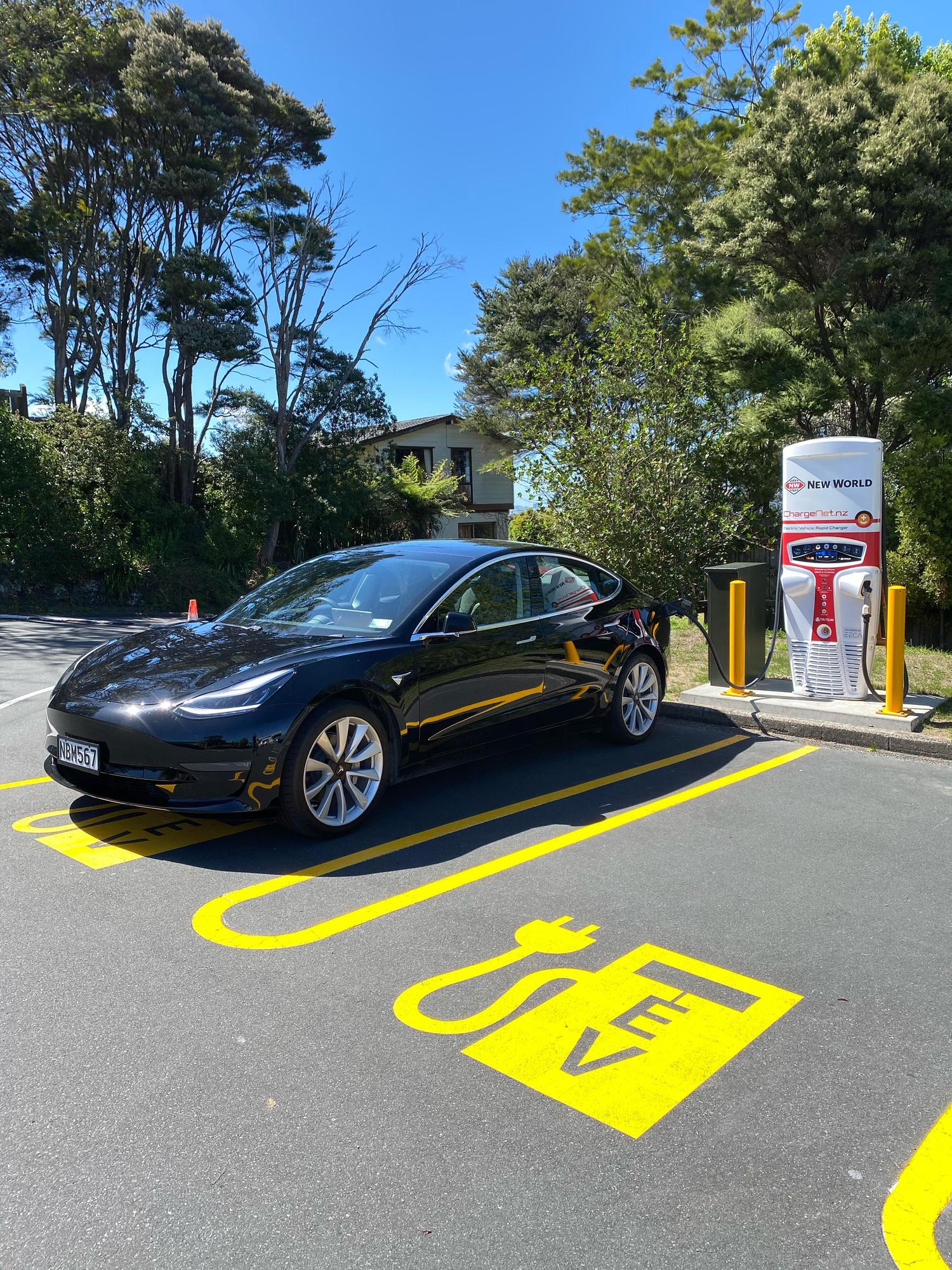 New World Birkenhead Auckland, Auckland EV Station