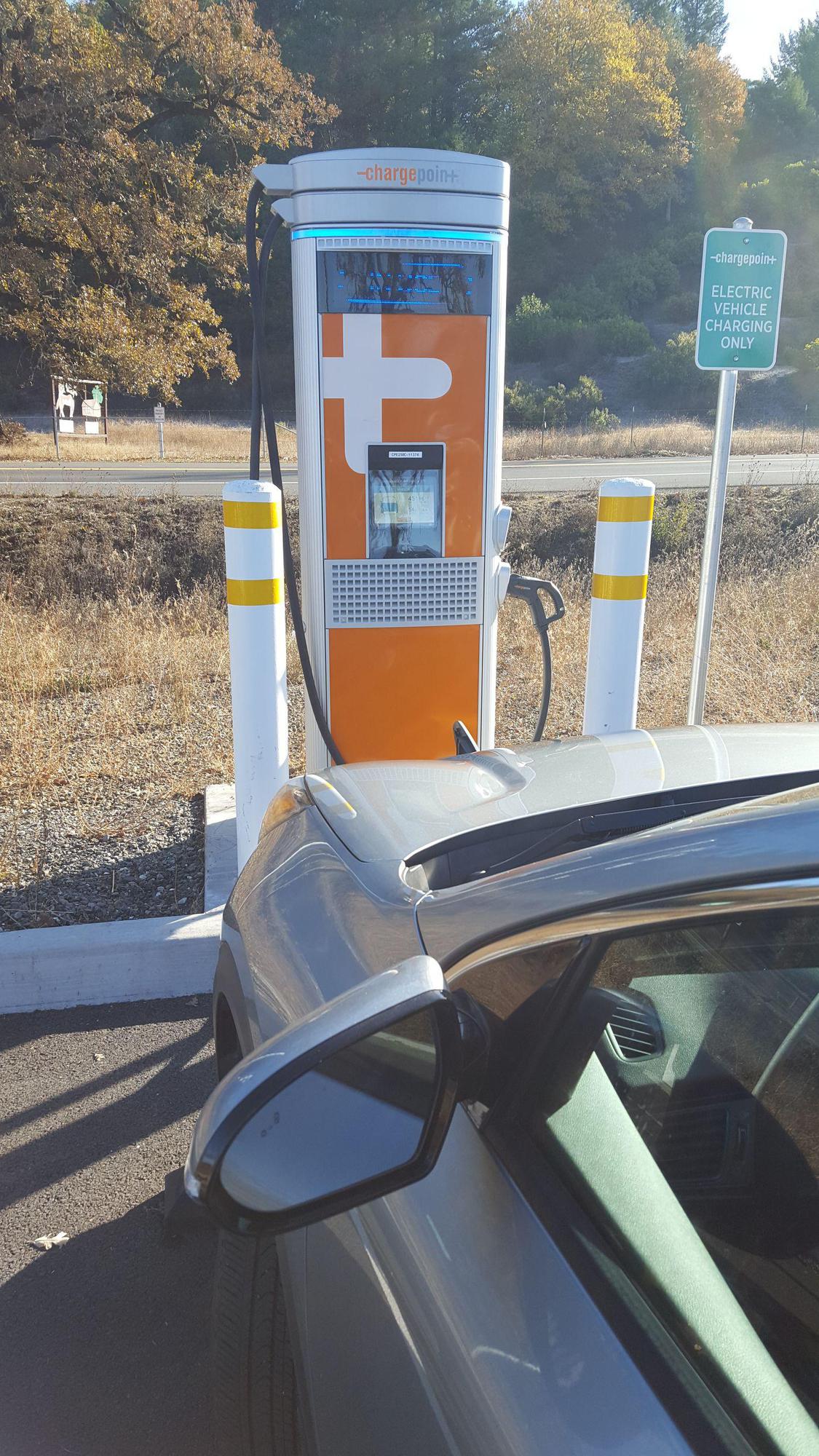 Anna's Asian Palace (1) Laytonville, CA EV Station