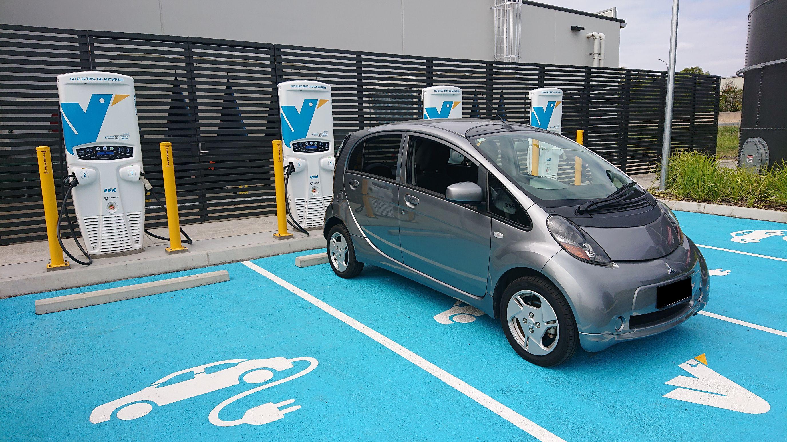 Brisbane Airport DFO Nick Scali Brisbane Airport, QLD EV Station