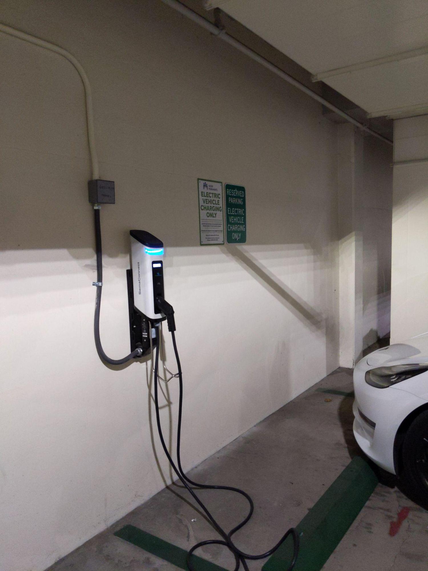 Kaiser Permanente Cerritos Cerritos, CA EV Station