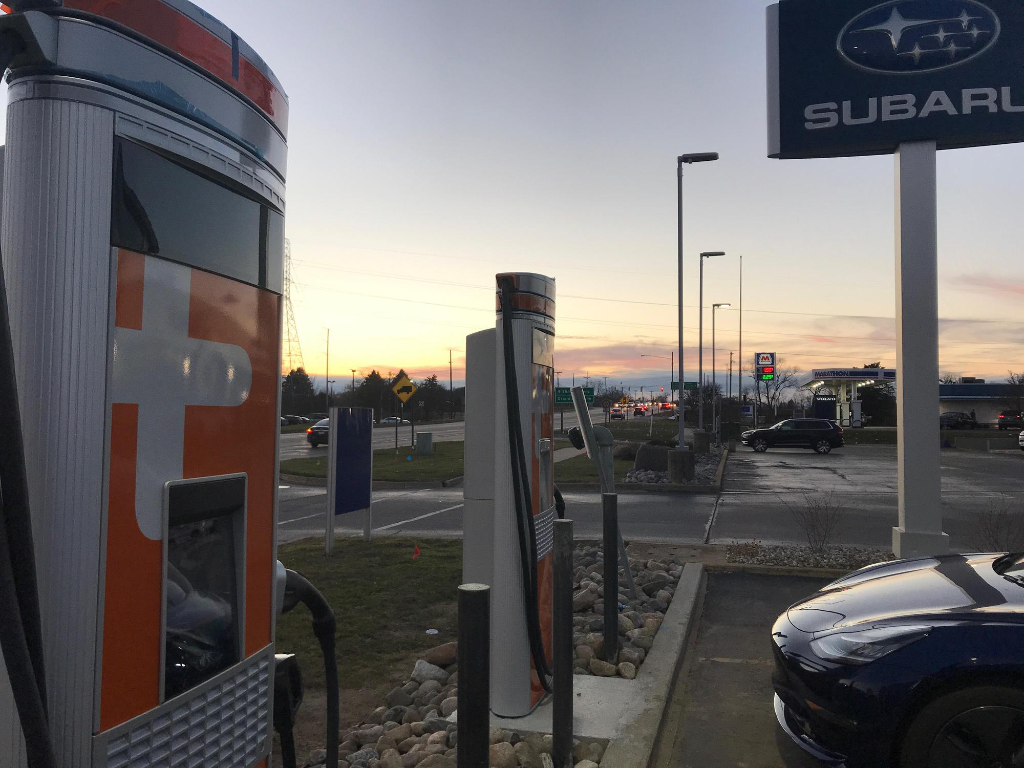 Maple Hill Auto Group Kalamazoo, MI EV Station