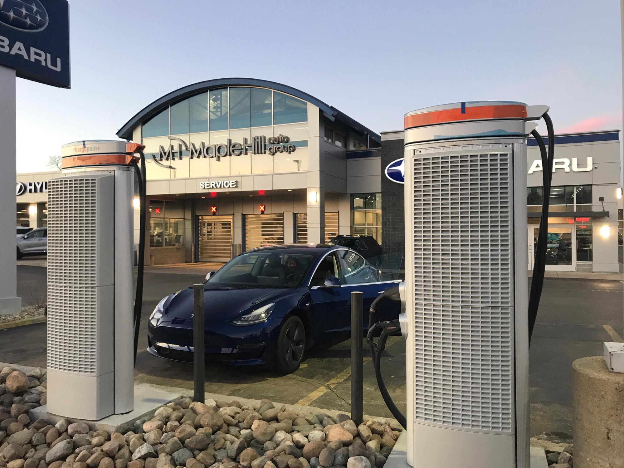 Maple Hill Auto Group Kalamazoo, MI EV Station