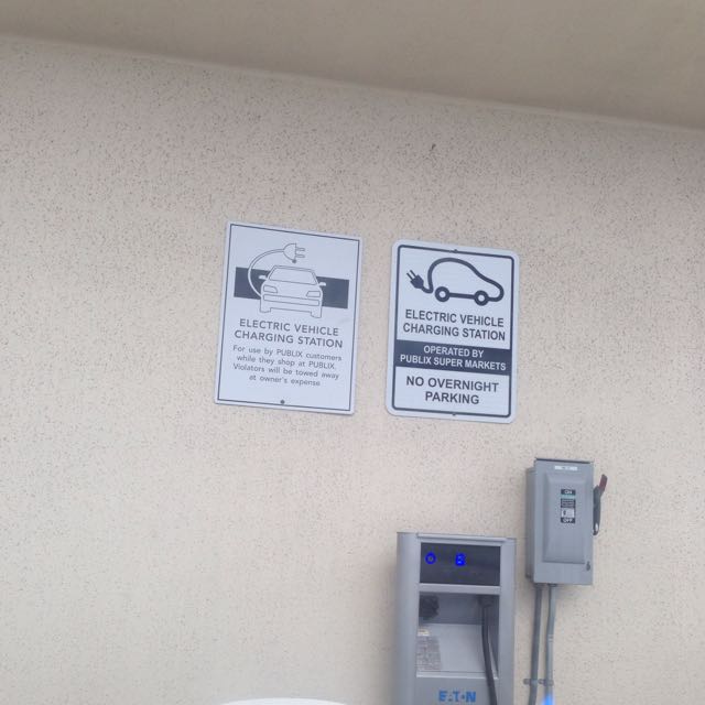 Publix at Las Olas Fort Lauderdale, FL EV Station