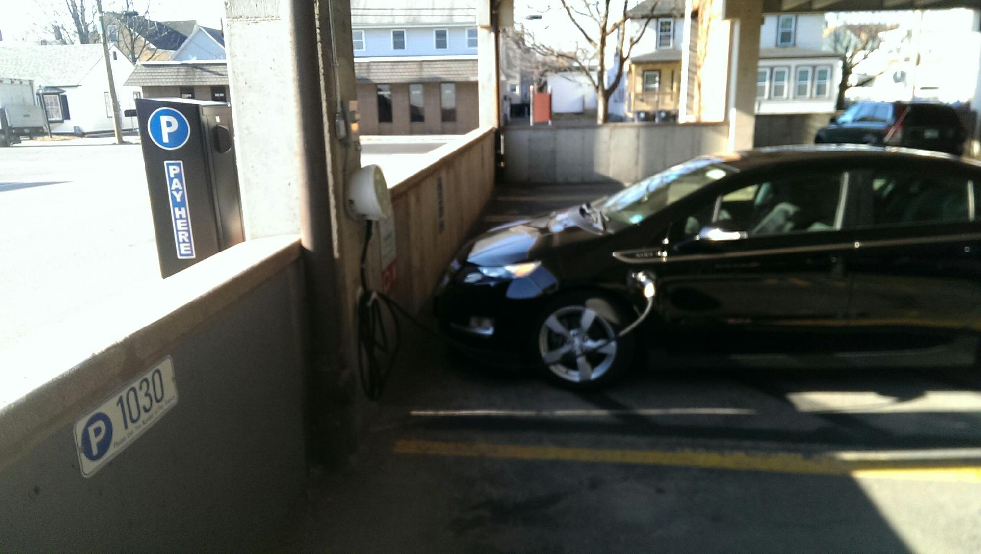 Elm Street Parking Garage Nashua, NH EV Station